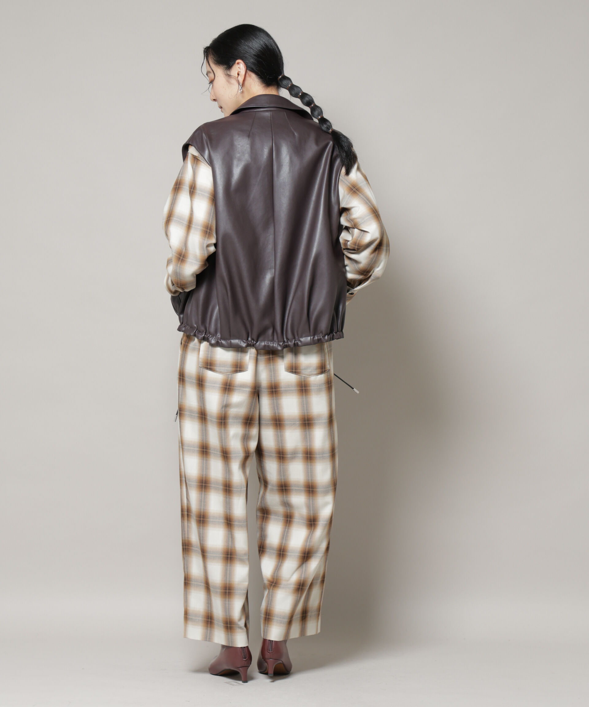  「フェイクレザードロストヘムベスト」|ベスト・ジレ|