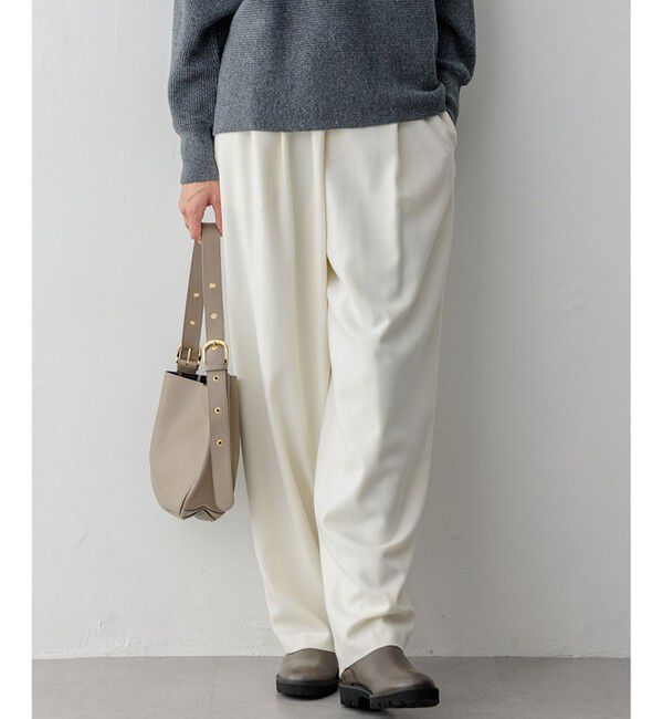 23区「ナチュラルストレッチサキソニー バレル パンツ」|その他|アイボリー系