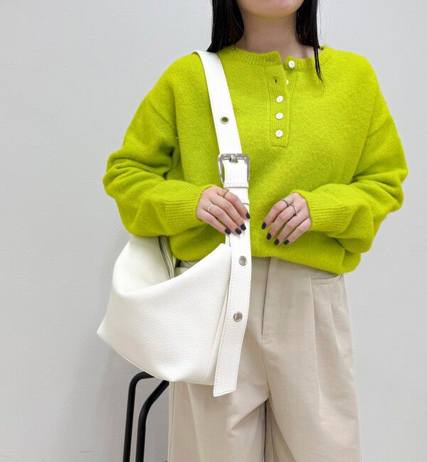 fredy emue「ハトメベルトショルダーバッグ」|ショルダー・メッセンジャー|オフホワイト