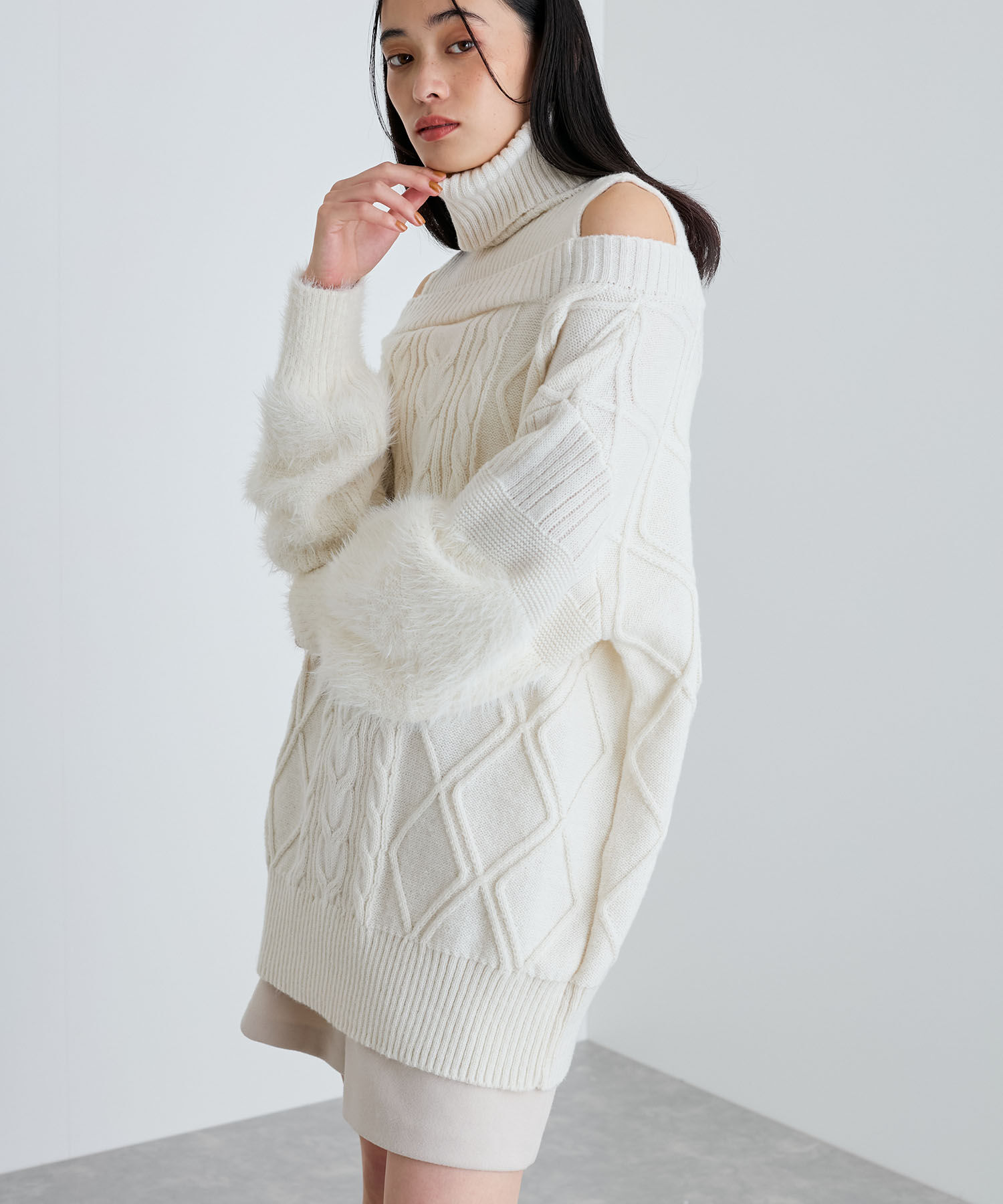 VIS「【洗える】オフショルケーブル編みミニワンピース」|ワンピース|