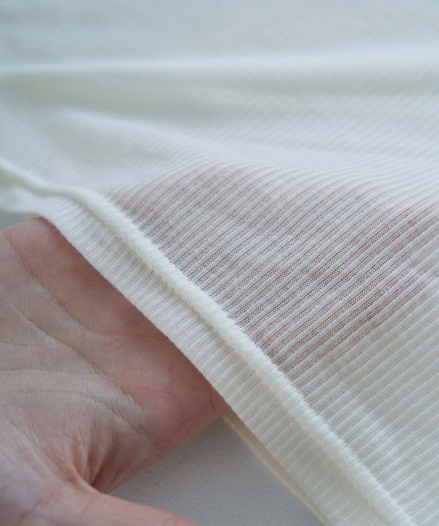 Rope&rsquo;Picnic「【WEB限定カラー: ライトグレー,イエロー】シアーカットタートル」|Tシャツ・カットソー|