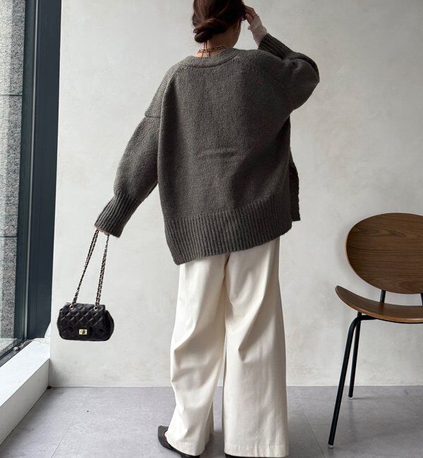  「【WEB限定】オーバーシルエットVニットカーディガン」|カーディガン|