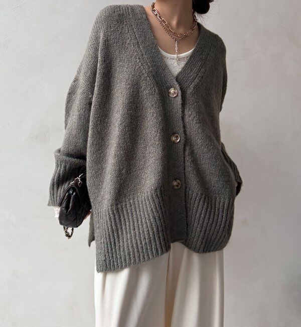  「【WEB限定】オーバーシルエットVニットカーディガン」|カーディガン|