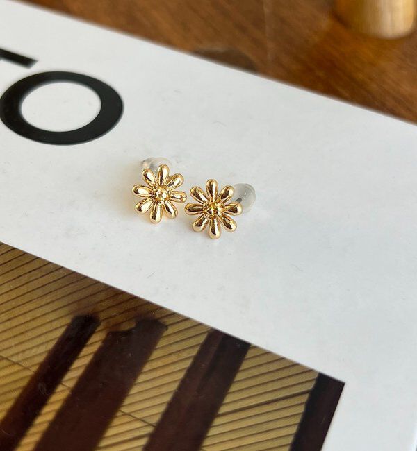  「〈GOLDY/ゴールディ〉デイジーピアス」|リング|