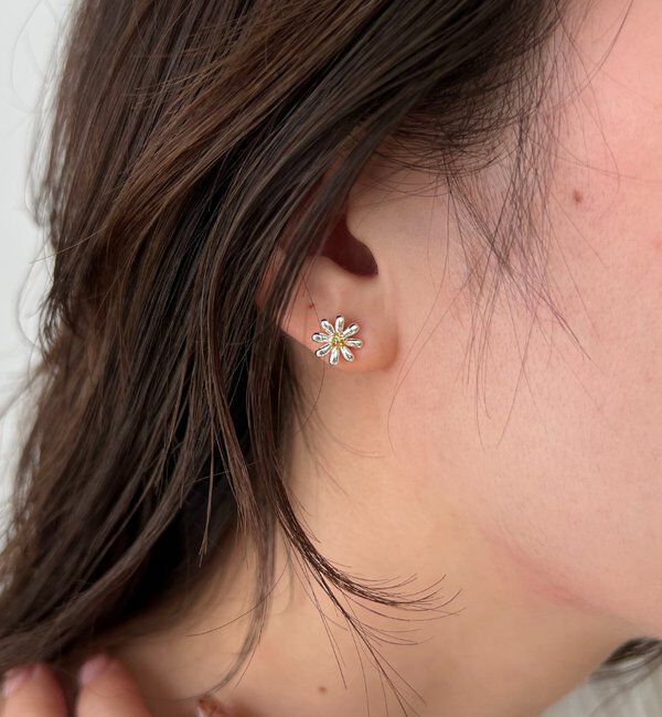  「〈GOLDY/ゴールディ〉デイジーピアス」|リング|