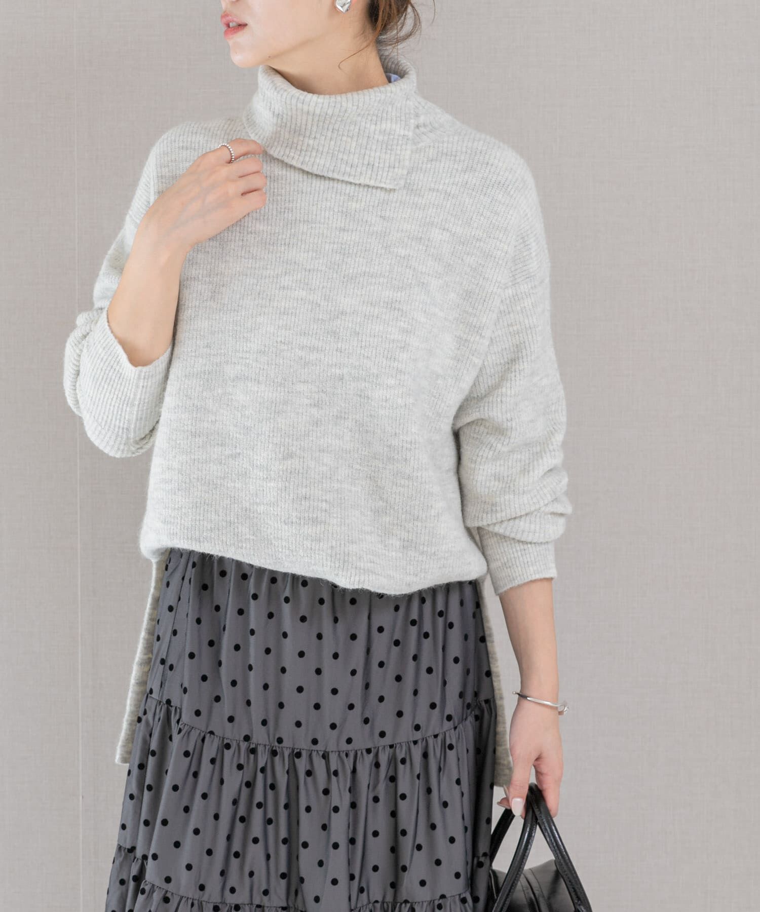 URBAN RESEARCH ROSSO「スリットタートルネックニット」|ニット・セーター|