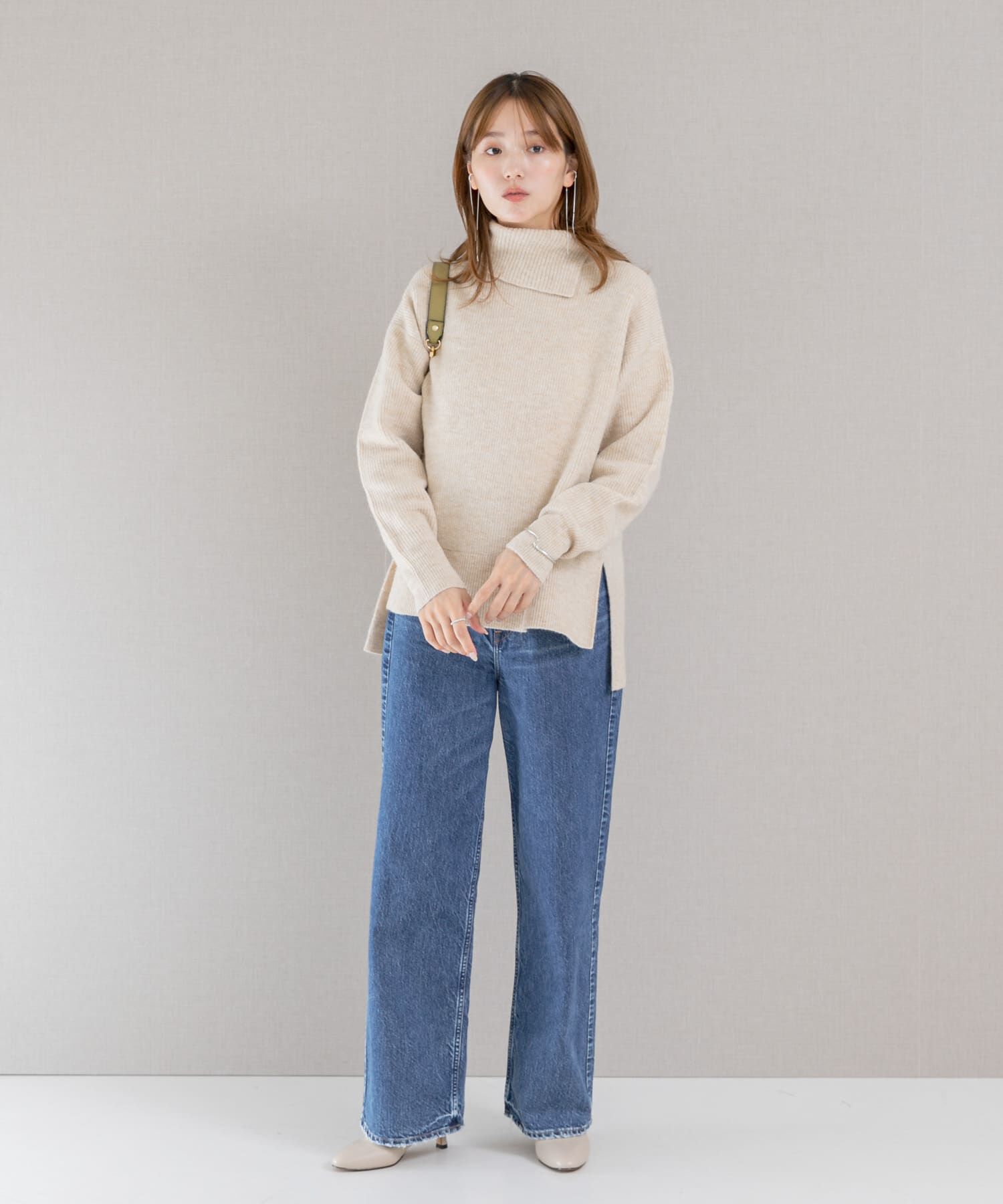 URBAN RESEARCH ROSSO「スリットタートルネックニット」|ニット・セーター|