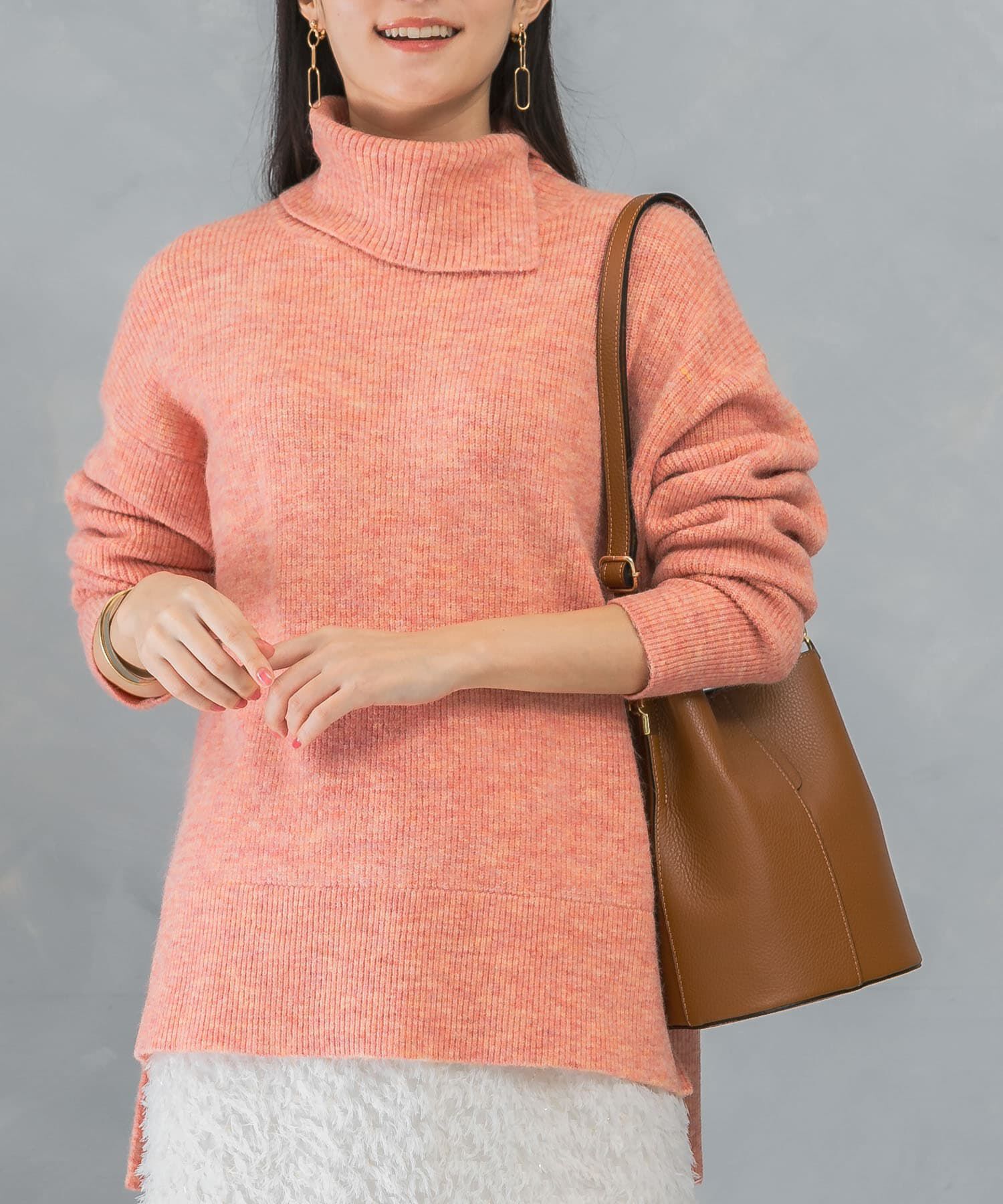 URBAN RESEARCH ROSSO「スリットタートルネックニット」|ニット・セーター|