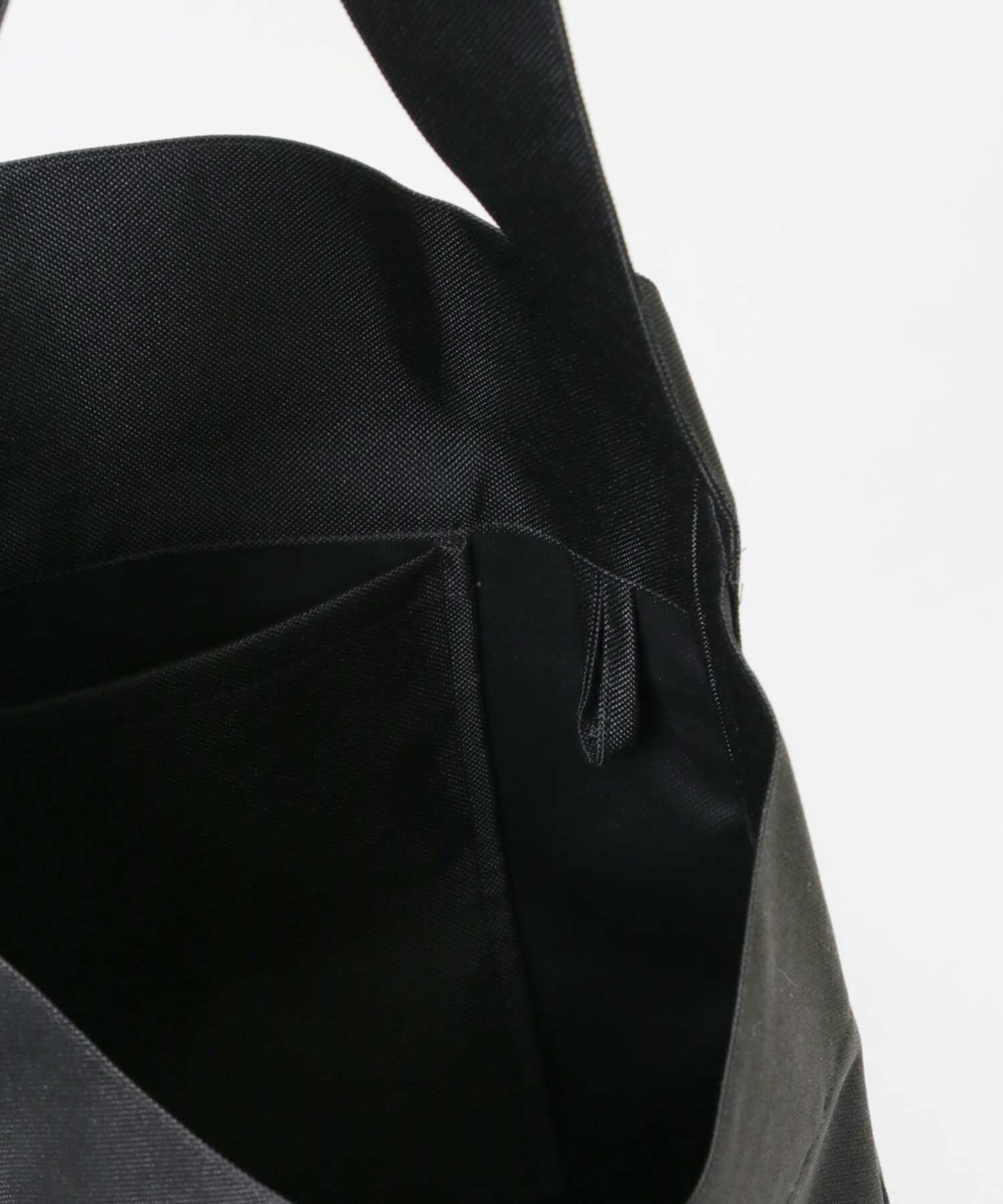 URBAN RESEARCH「Kaan　BUCKET TOTE WP」|トートバッグ|