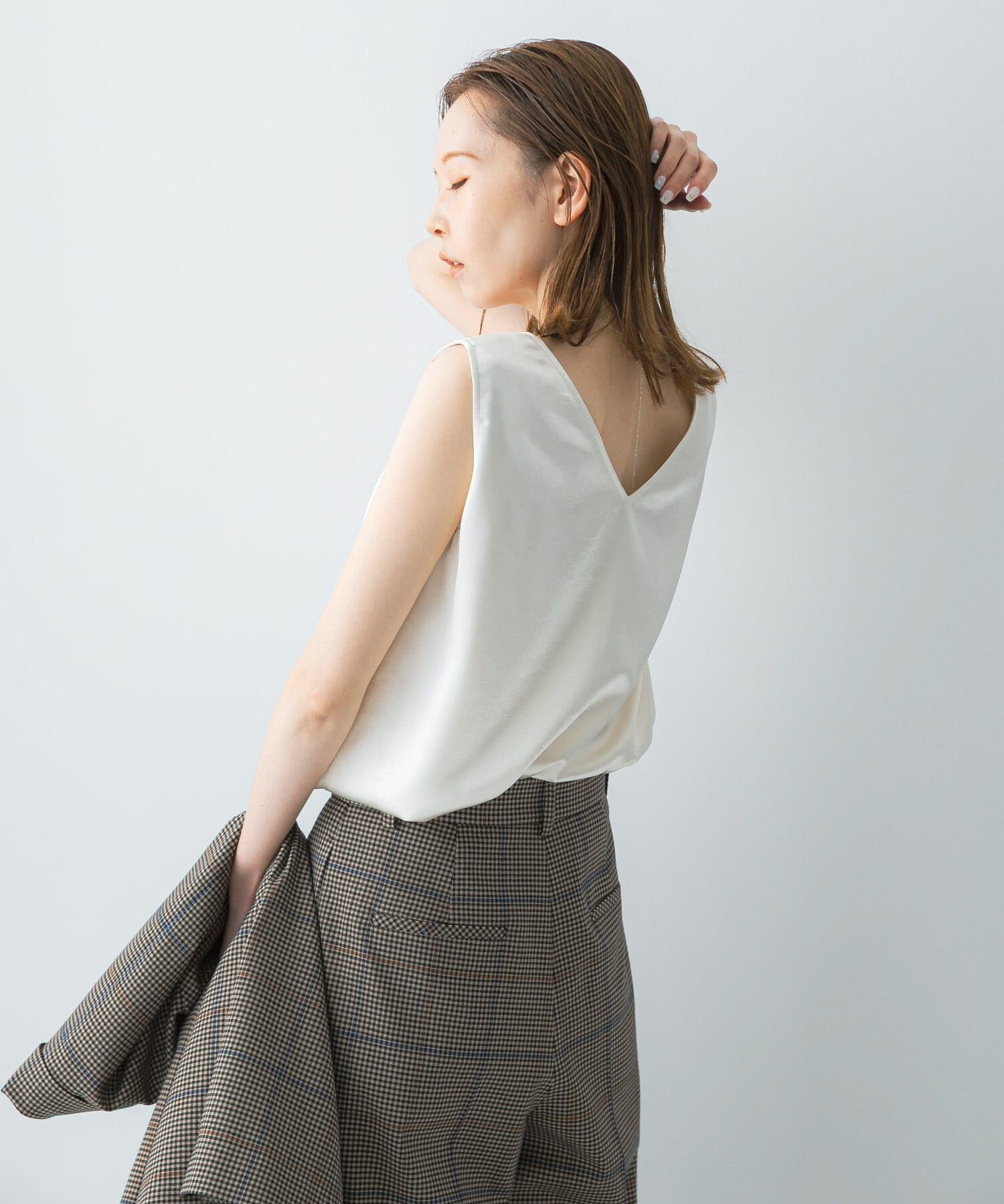 URBAN RESEARCH ROSSO「2WAYネックサテンタンク」|その他|オフホワイト