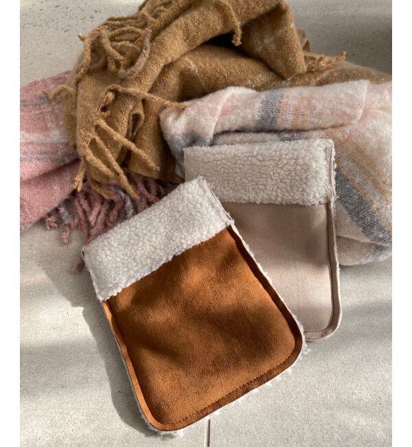 MAJESTICLEGON「ムートン風ポシェット」|ショルダー・メッセンジャー|キャメル