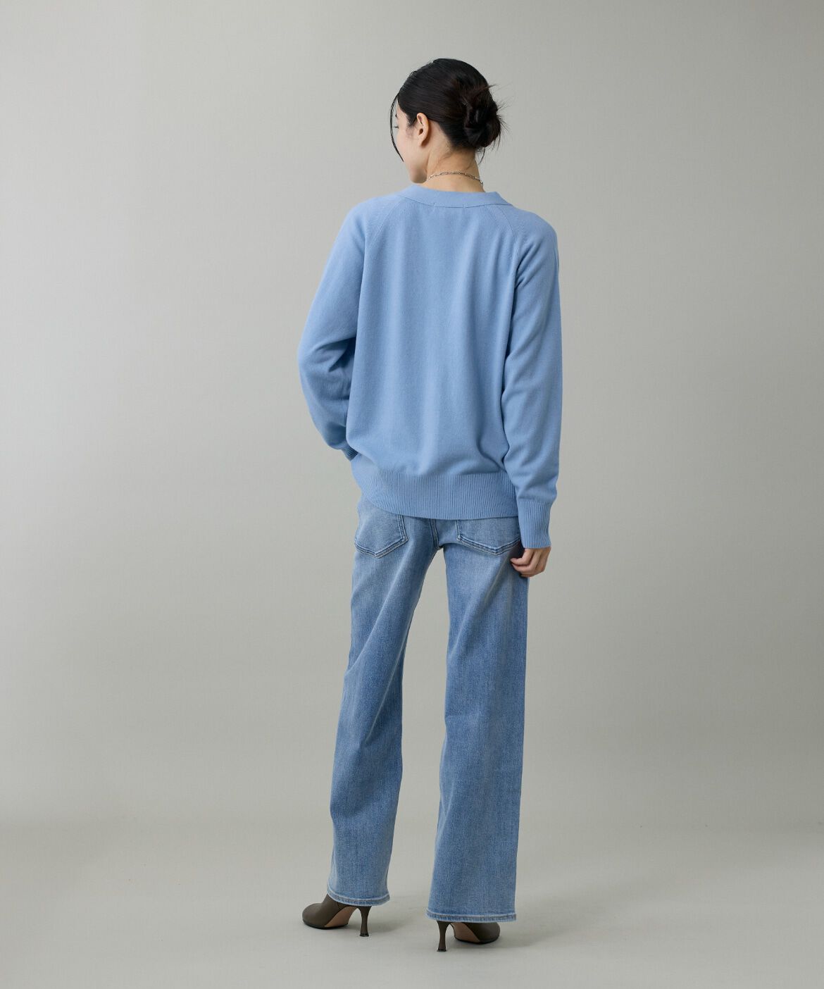 INED「《大きいサイズ》Vネックカーディガン」|カーディガン|