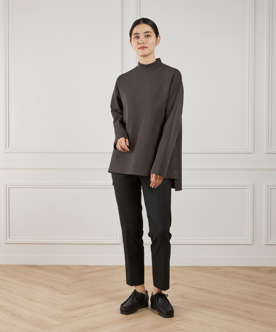 DAY by DAY it&rsquo;s international「サイドスリットハイネックプルオーバー」|Tシャツ・カットソー|