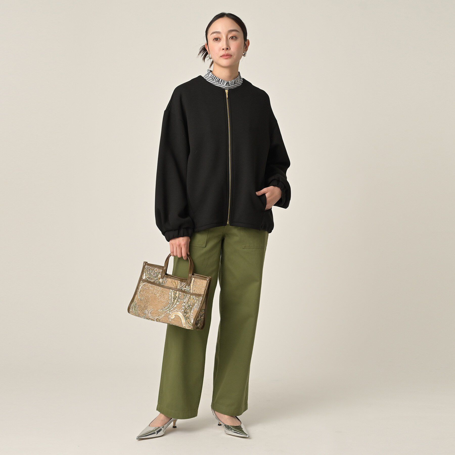 UNTITLED「ダンボールジップブルゾン」|ブルゾン・スタジャン|