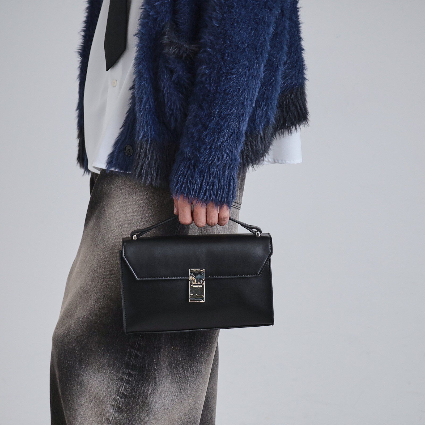 tk.TAKEO KIKUCHI「ハンドルフラップショルダー」|ショルダー・メッセンジャー|