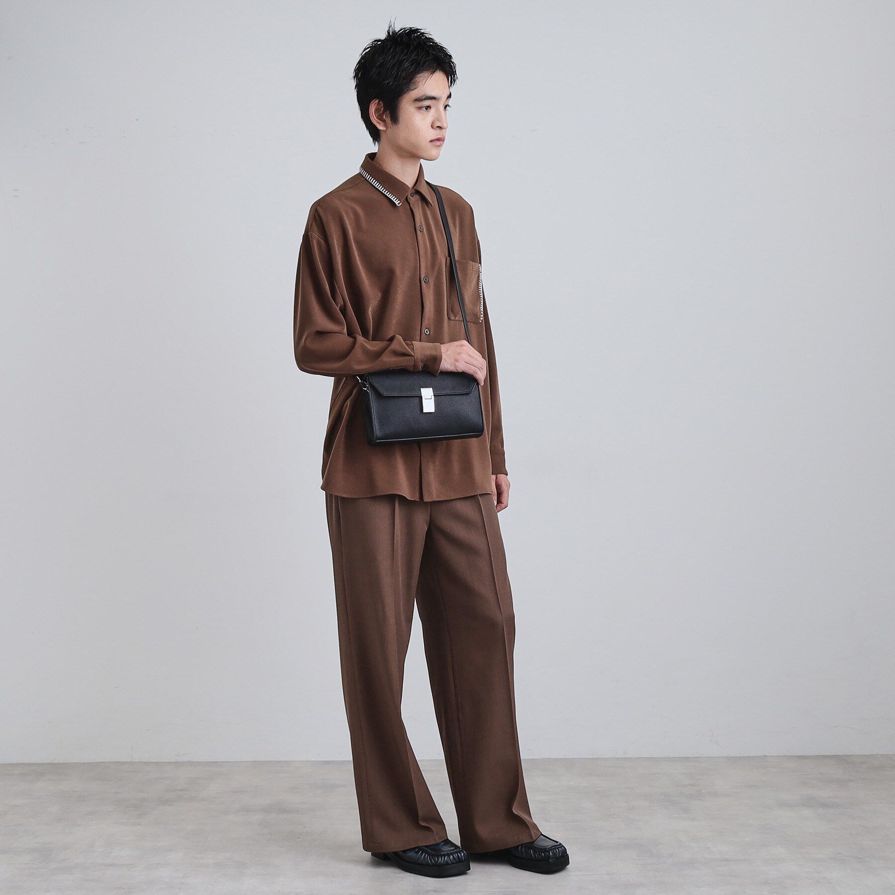 tk.TAKEO KIKUCHI「ハンドルフラップショルダー」|ショルダー・メッセンジャー|