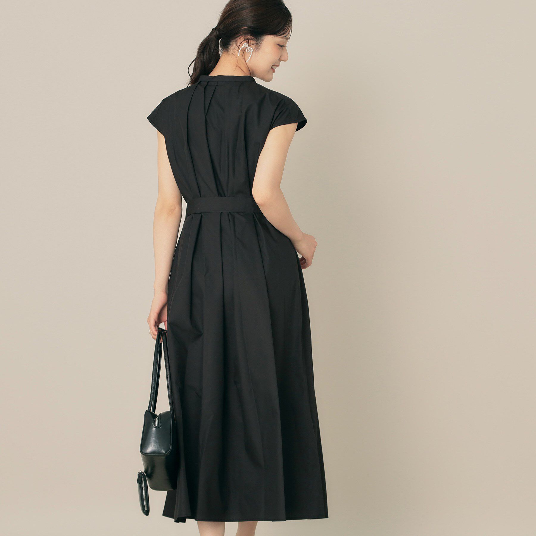 Couture broach「【Aライン・細見え】フロントタックシャツワンピース」|ワンピース|