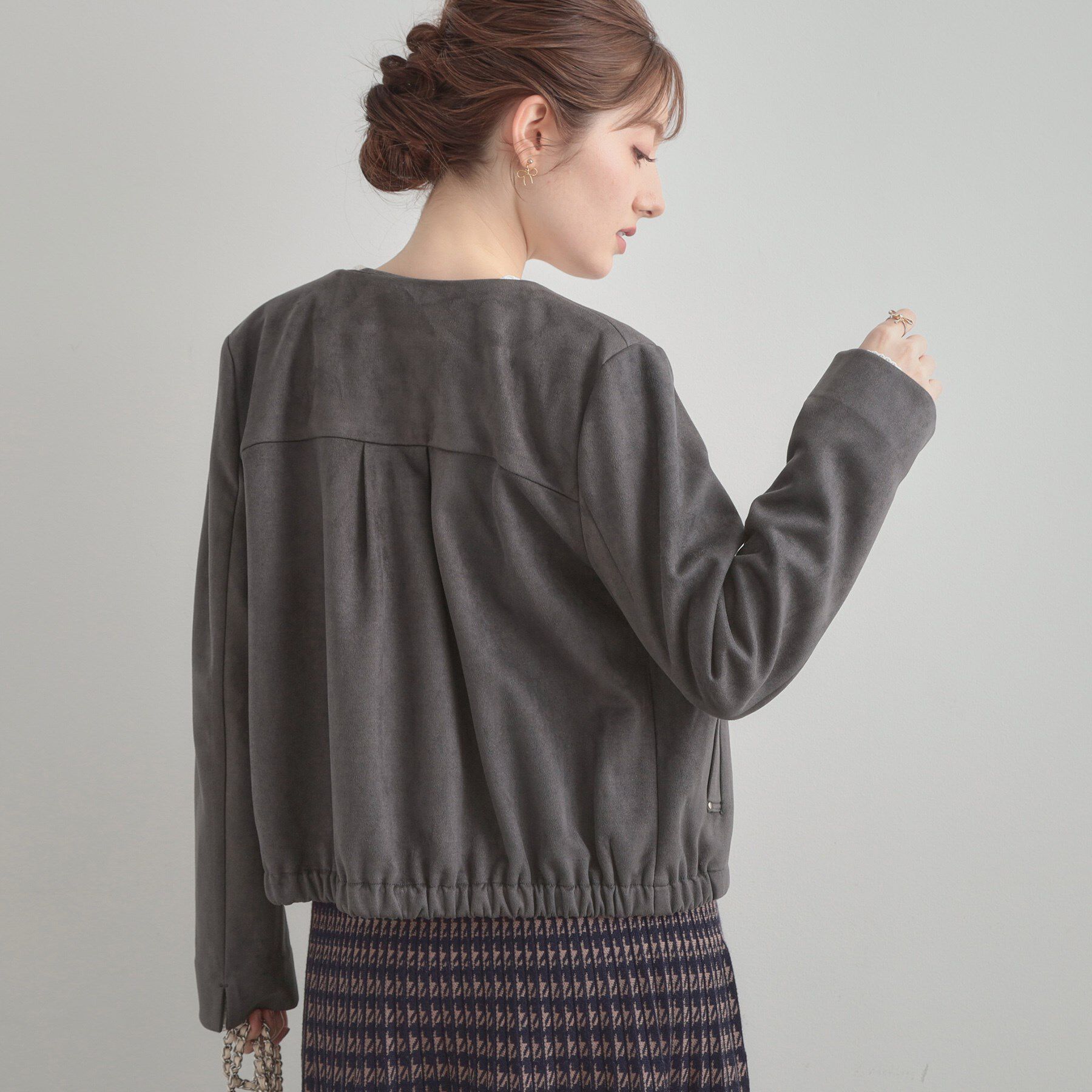 Couture broach「【通勤・大人上品】スエード調ダンボール ノーカラージャケット」|ブルゾン・スタジャン|