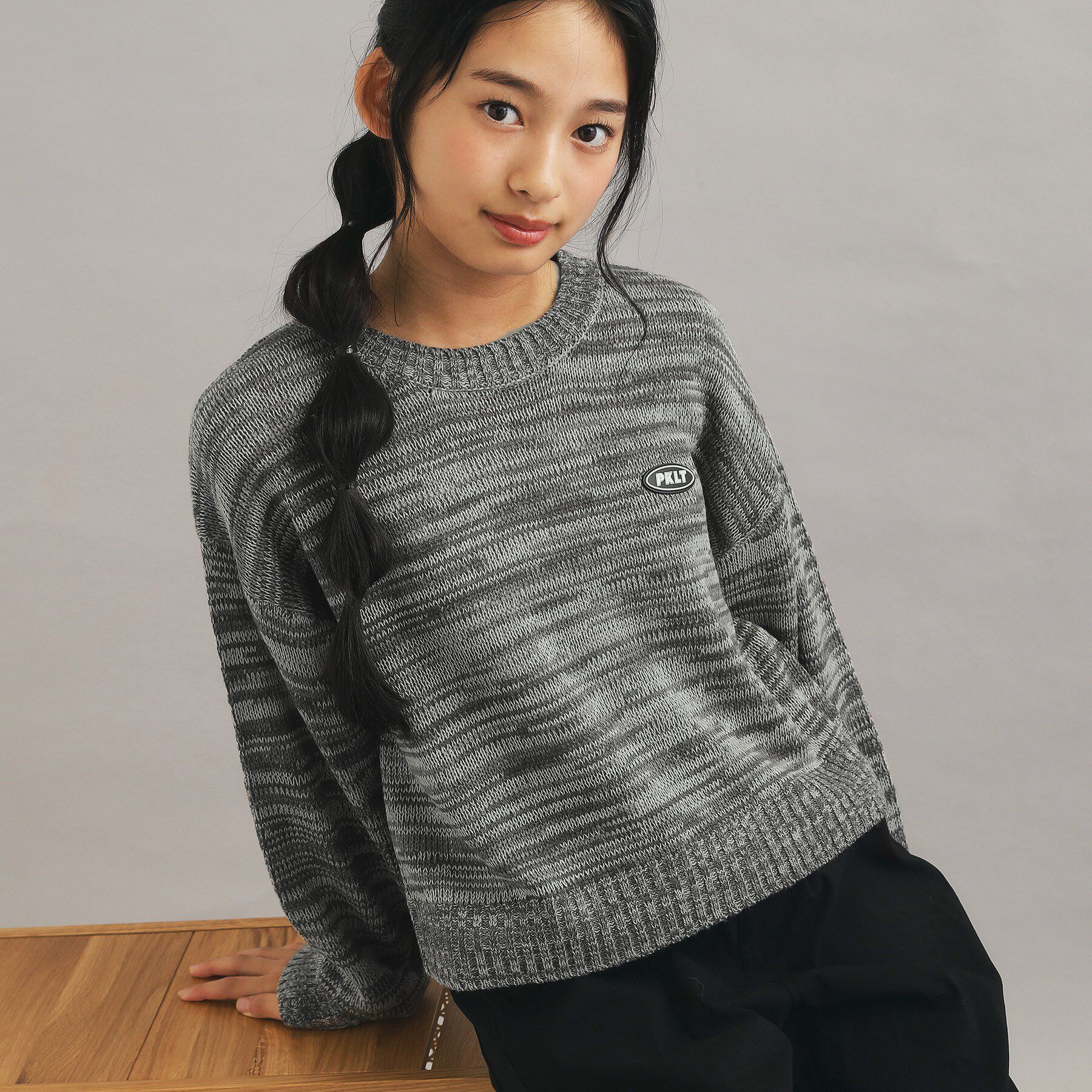 PINK-latte「【プチプラ】短丈ニットプルオーバー」|ニット・セーター|チャコールグレー(2
