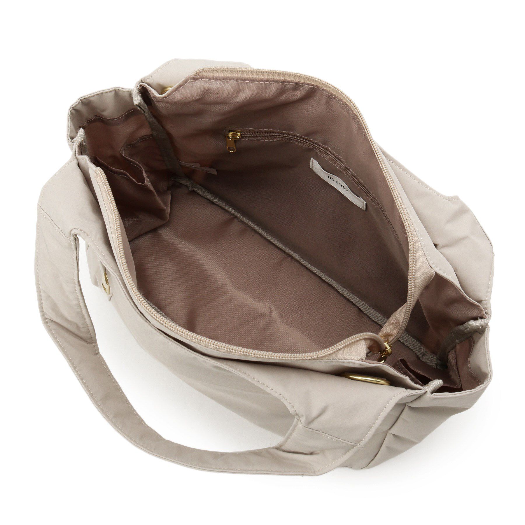 ITS&rsquo;DEMO「【8ポケット】ふんわり軽量撥水2WAYトート」|トートバッグ|