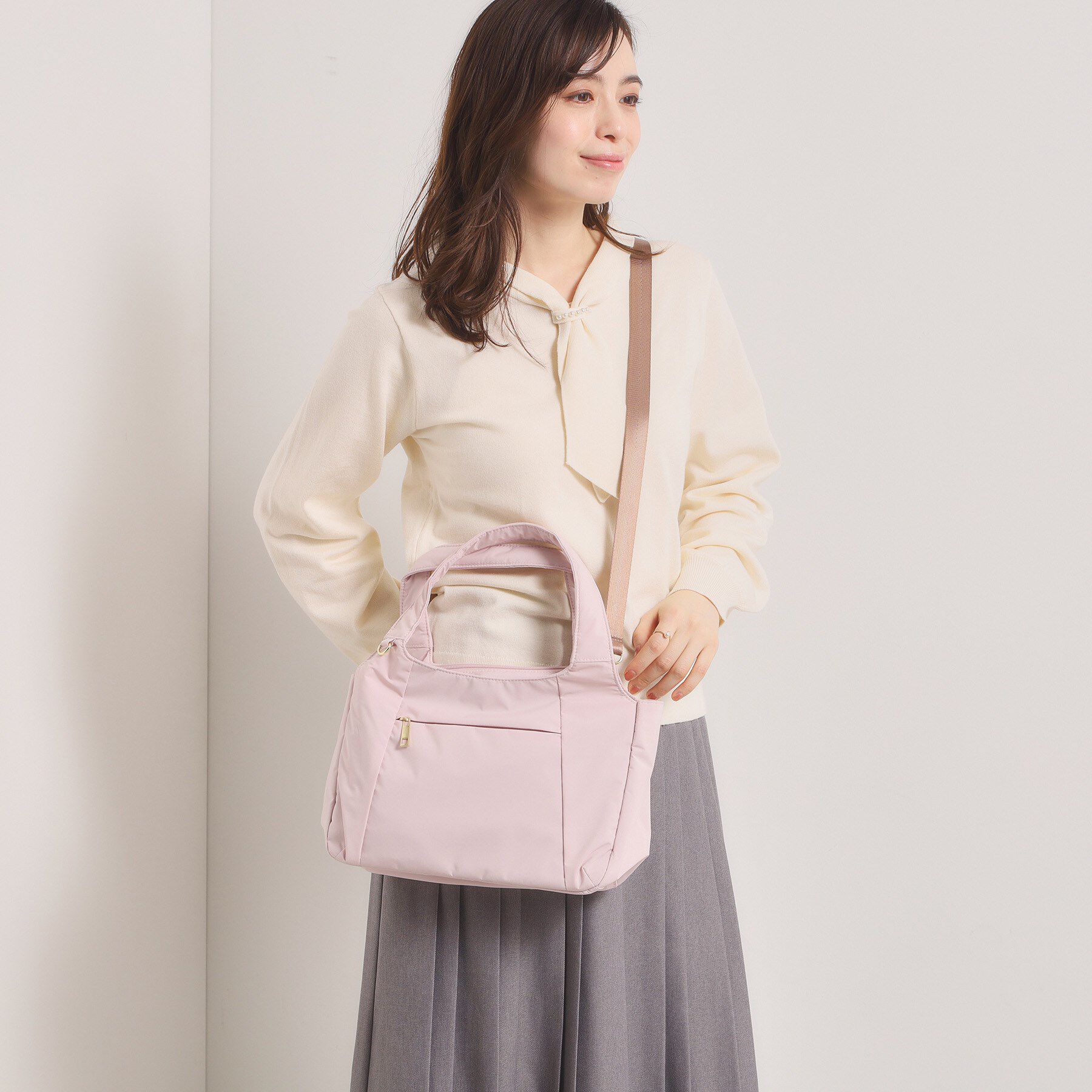 ITS&rsquo;DEMO「【8ポケット】ふんわり軽量撥水2WAYトート」|トートバッグ|