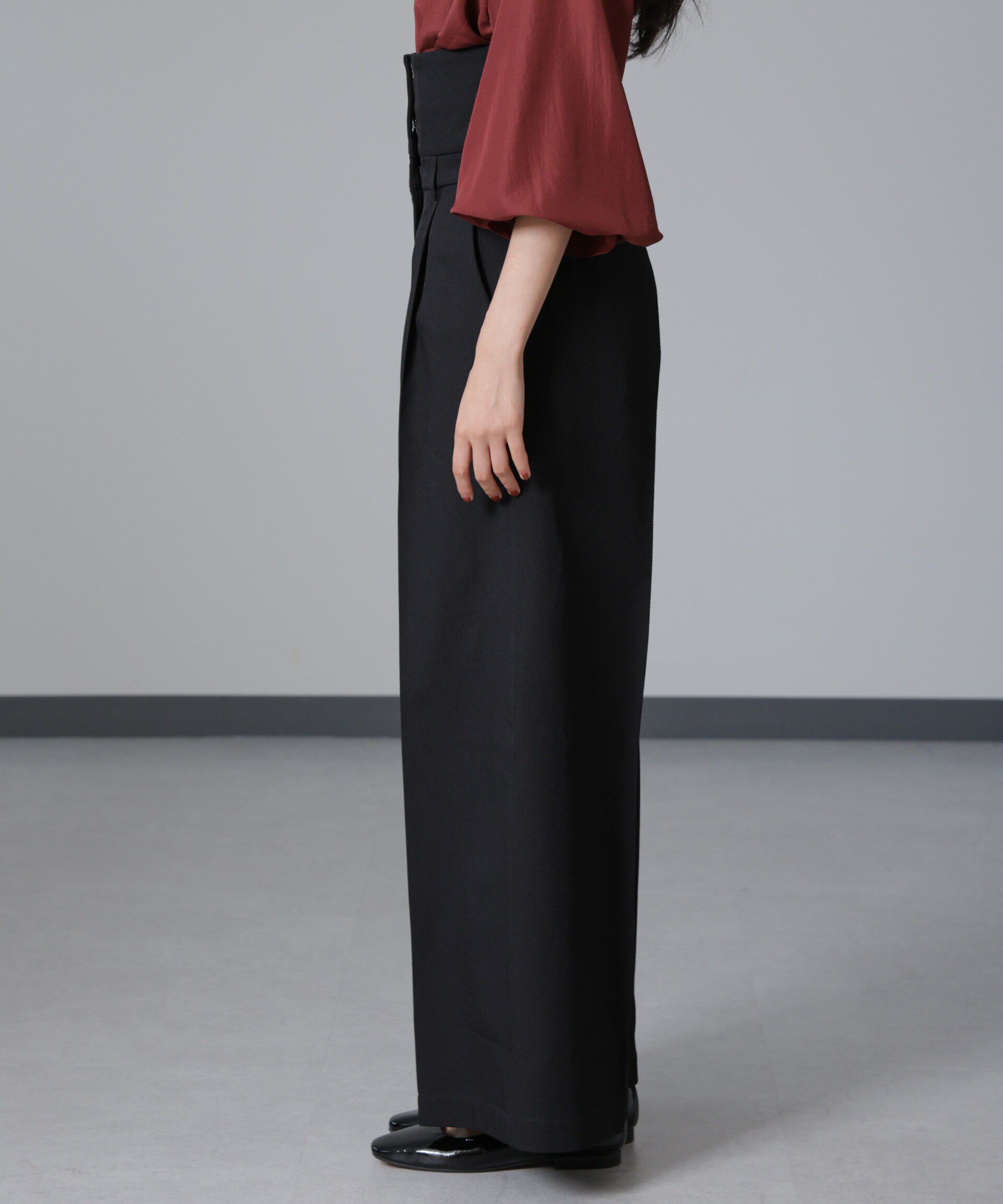 nano･universe「ハイウエストセンタープレスパンツ」|チノ|