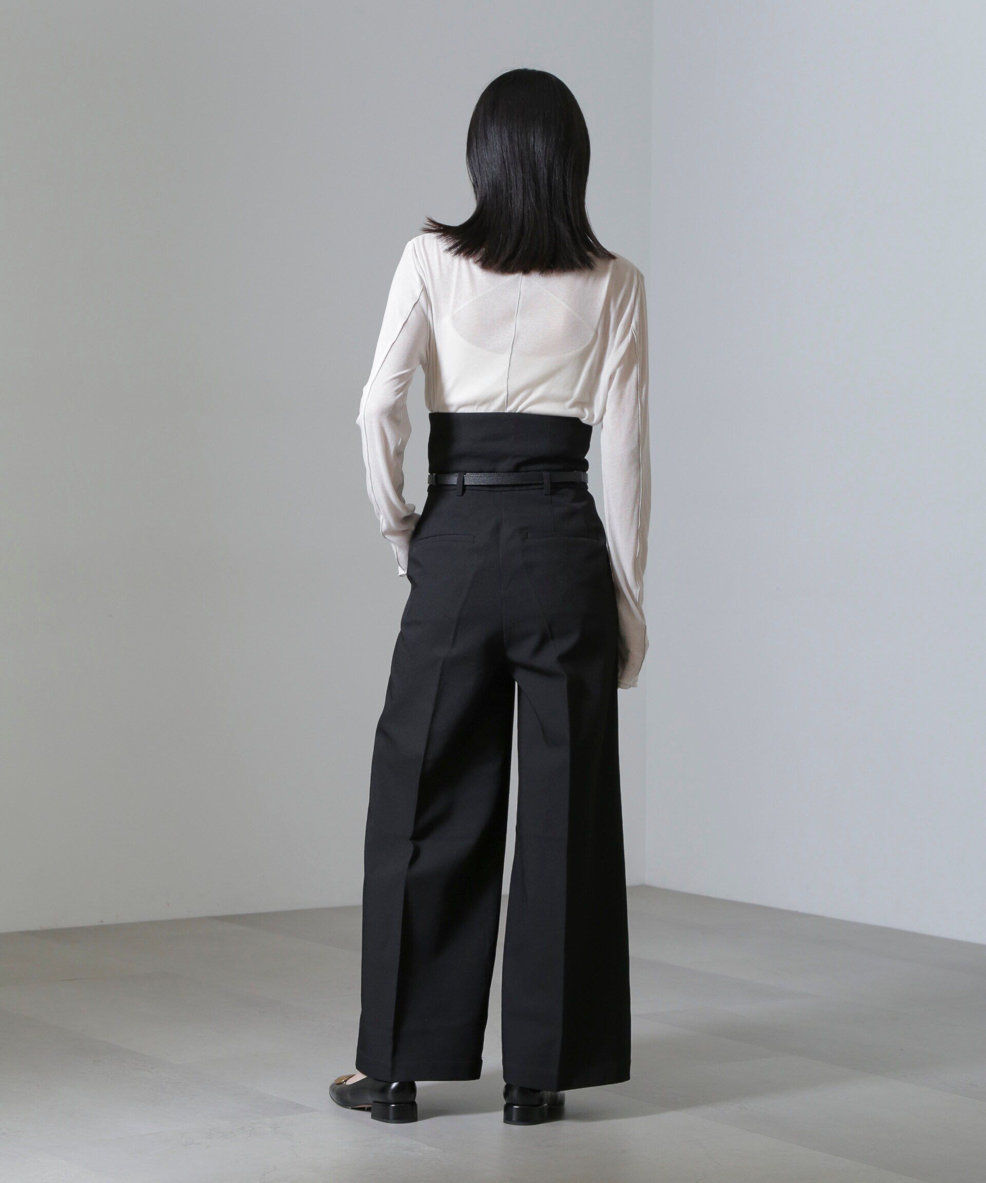 nano･universe「ハイウエストセンタープレスパンツ」|チノ|