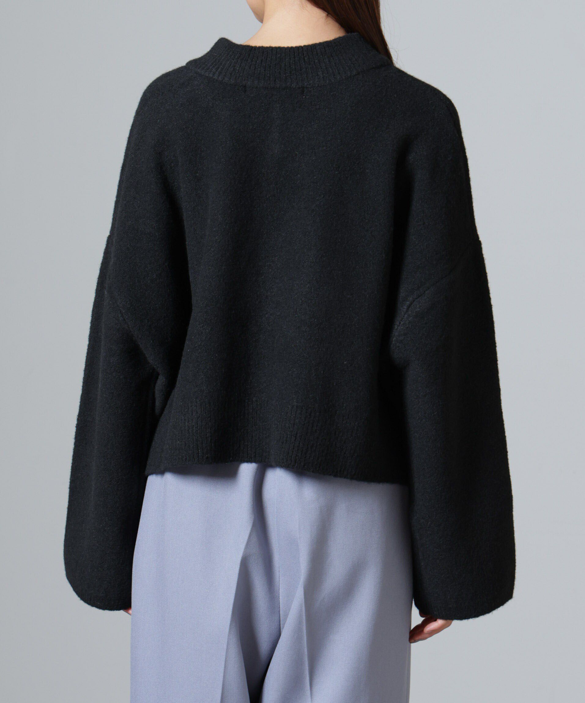 nano･universe「ウール混圧縮ニットワイドVネックプルオーバー」|ニット・セーター|