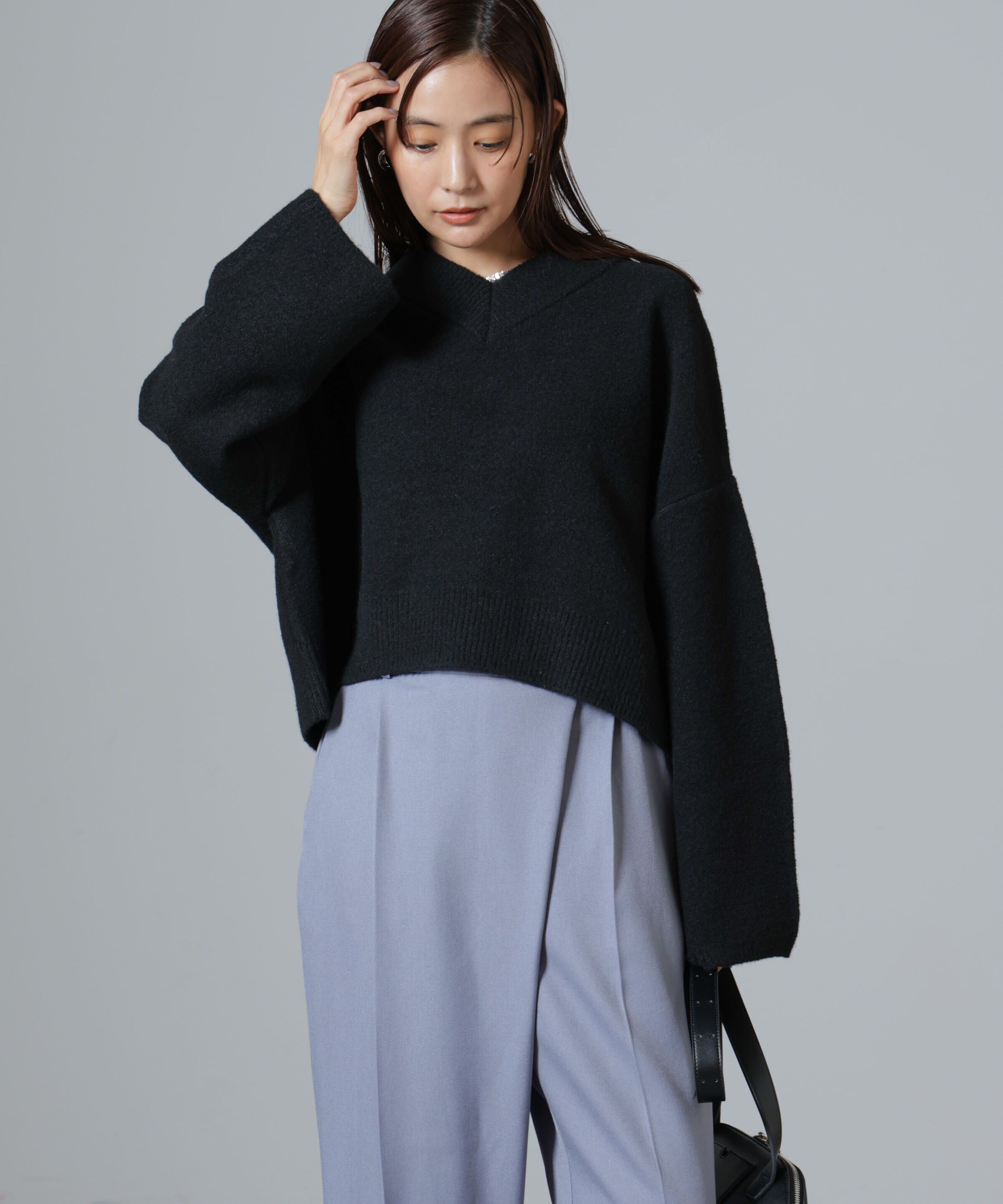 nano･universe「ウール混圧縮ニットワイドVネックプルオーバー」|ニット・セーター|