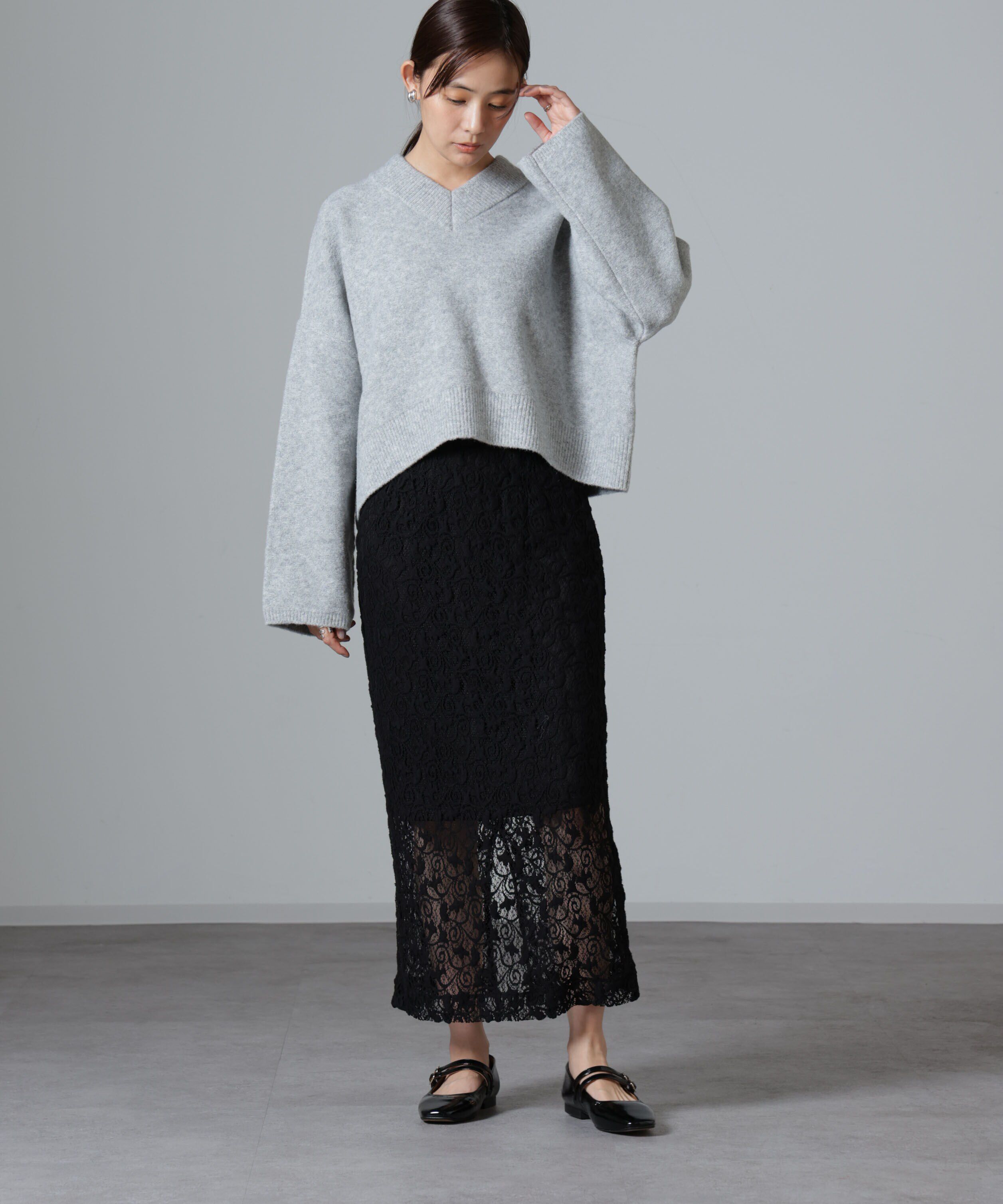 nano･universe「ウール混圧縮ニットワイドVネックプルオーバー」|ニット・セーター|