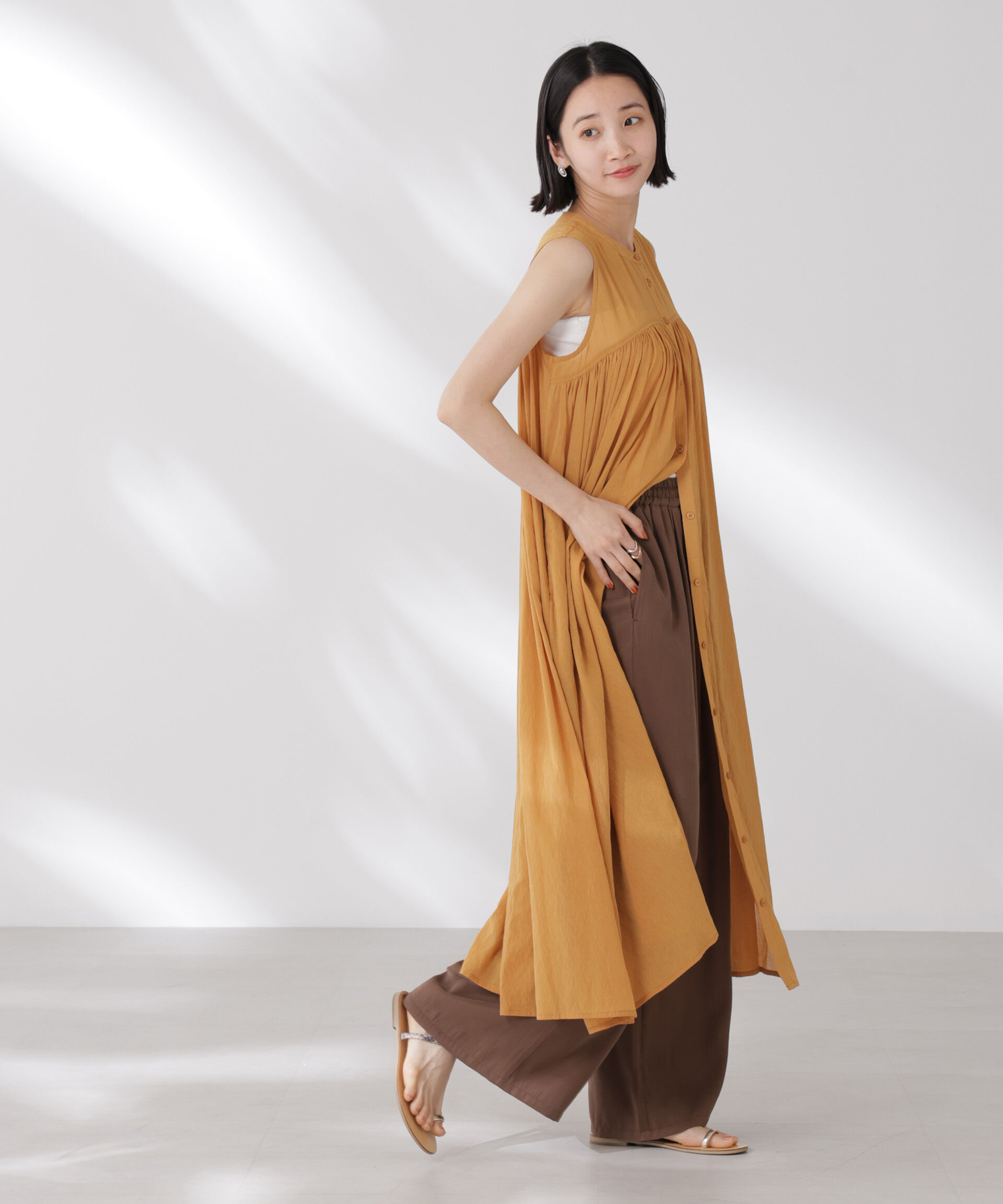 nano･universe「ギャザー切り替えノースリーブシアーワンピース」|ワンピース|