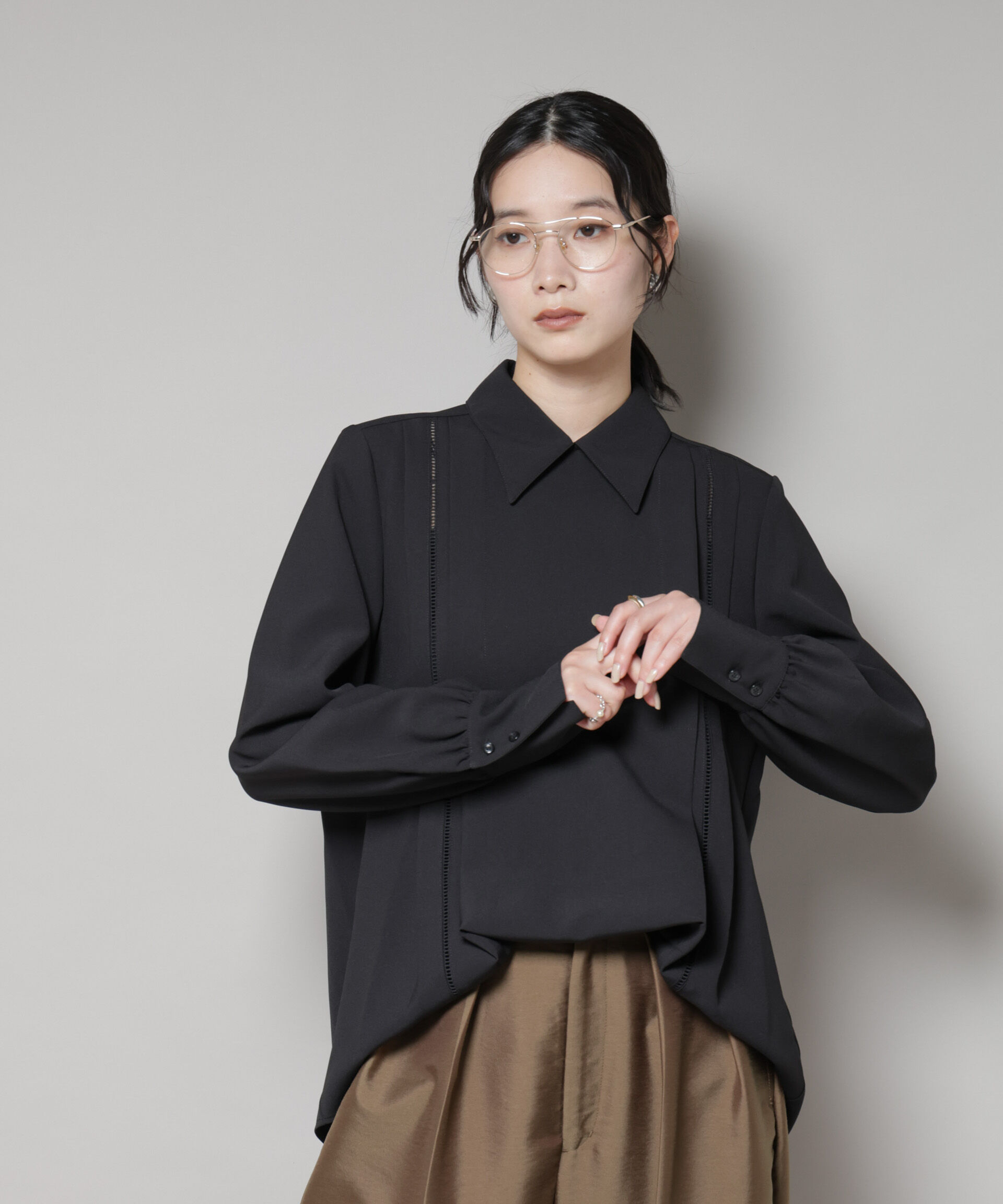 nano･universe「ダブルクロス衿付きハシゴレースブラウス」|シャツ・ブラウス|