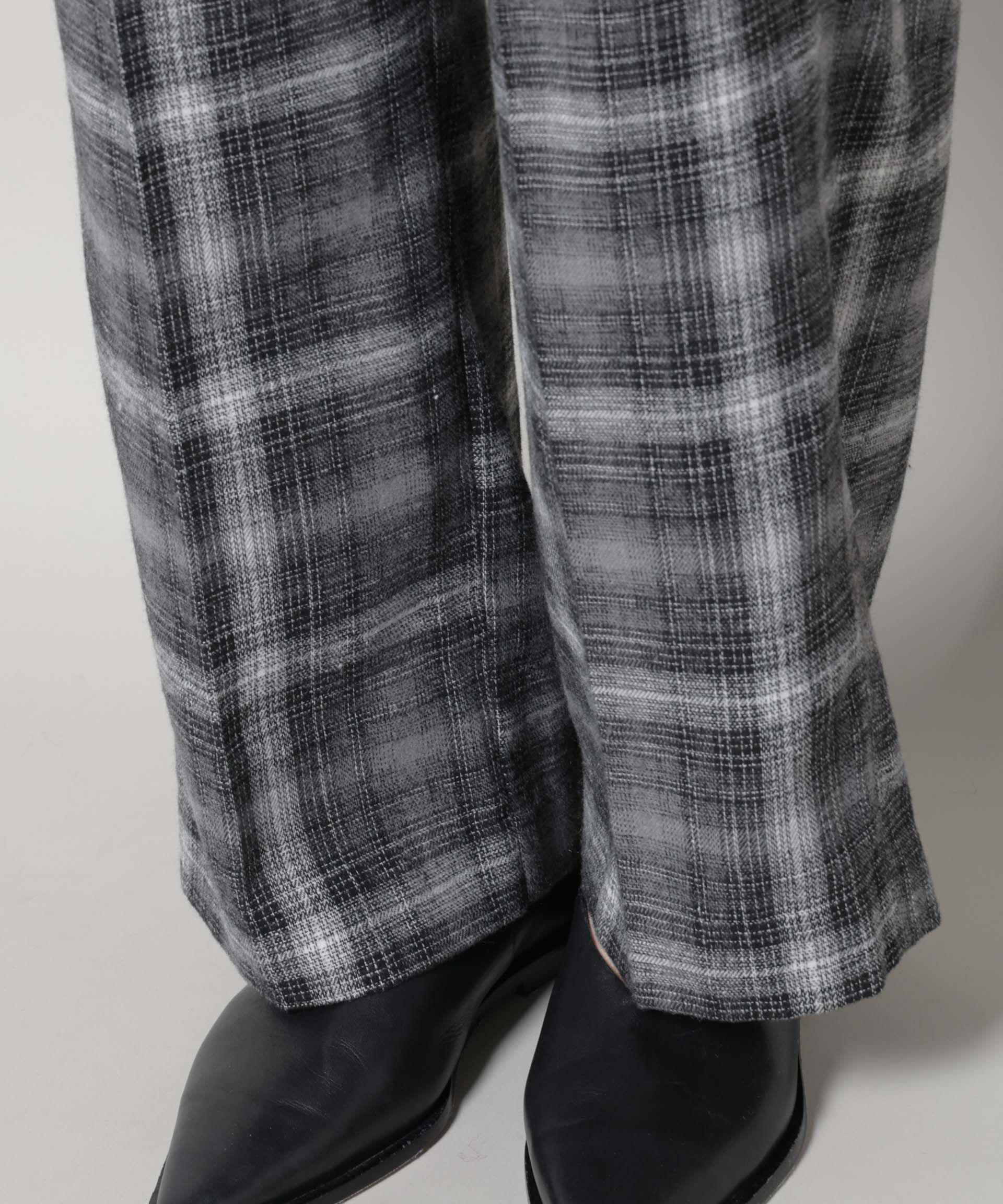 nano･universe「オンブレーチェックタックパンツ(セットアップ可)」|チノ|