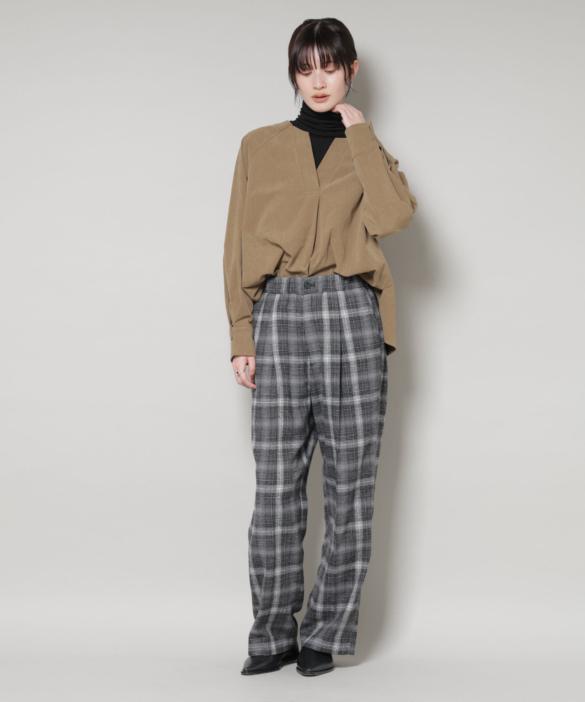 nano･universe「オンブレーチェックタックパンツ(セットアップ可)」|チノ|