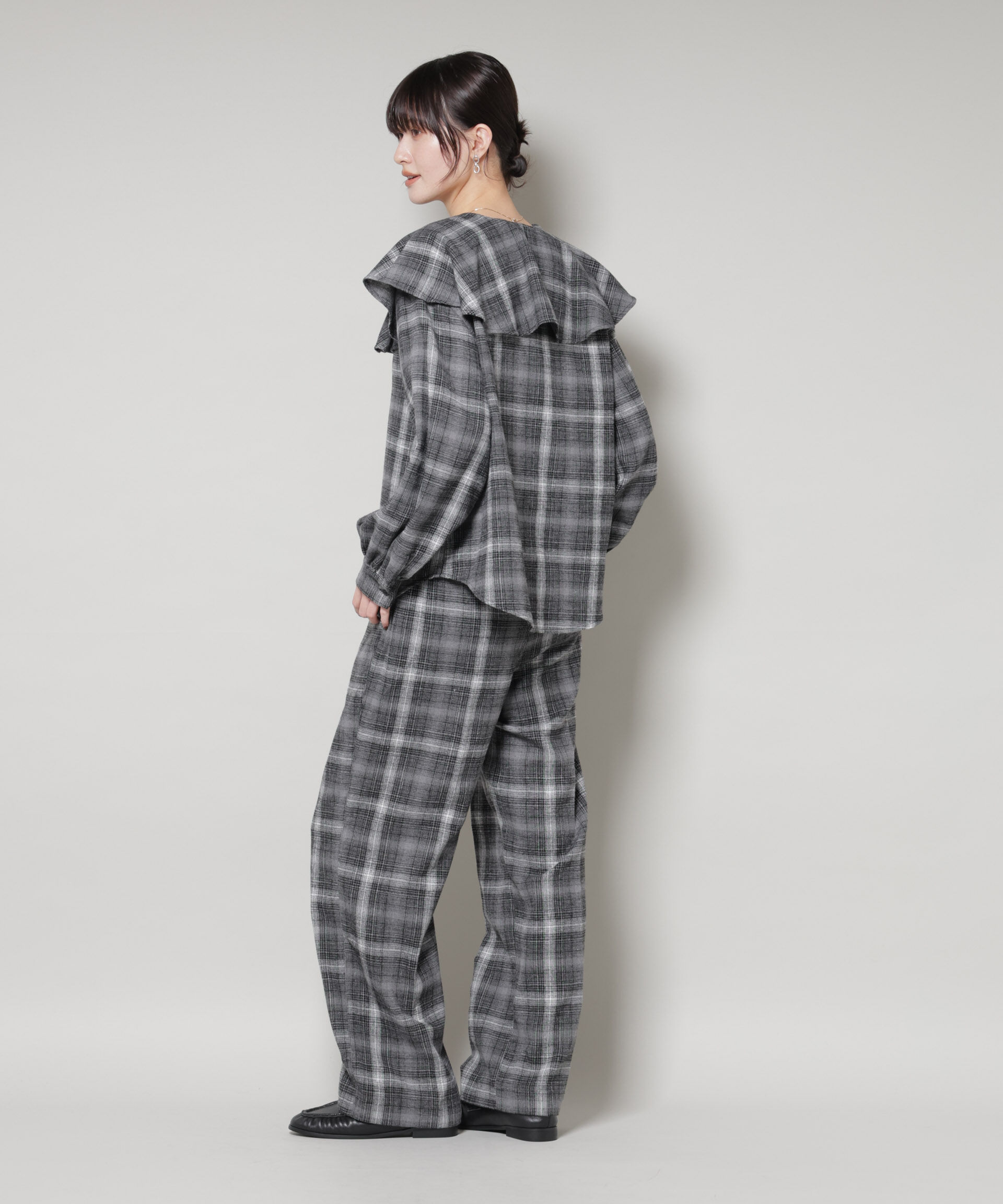 nano･universe「オンブレーチェックタックパンツ(セットアップ可)」|チノ|