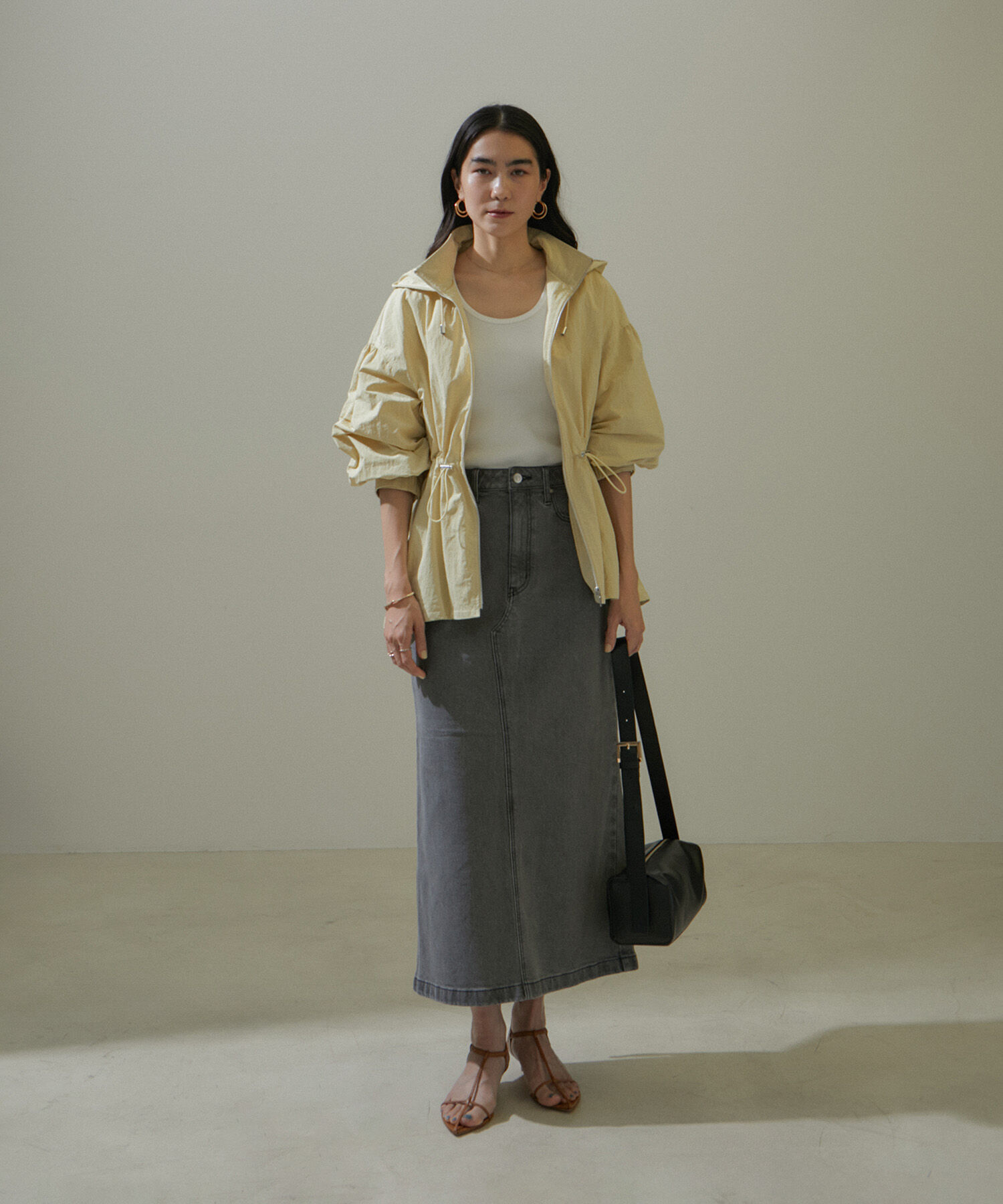 SALON adam et rope'「[ご好評につき追加決定！]【BRENTA】アンクルゴムストラップヒールサンダル」|サンダル|