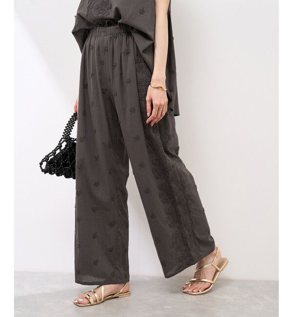 Rope&rsquo;Picnic「3D刺繍レースワイドパンツ/リンクコーデ」|チノ|