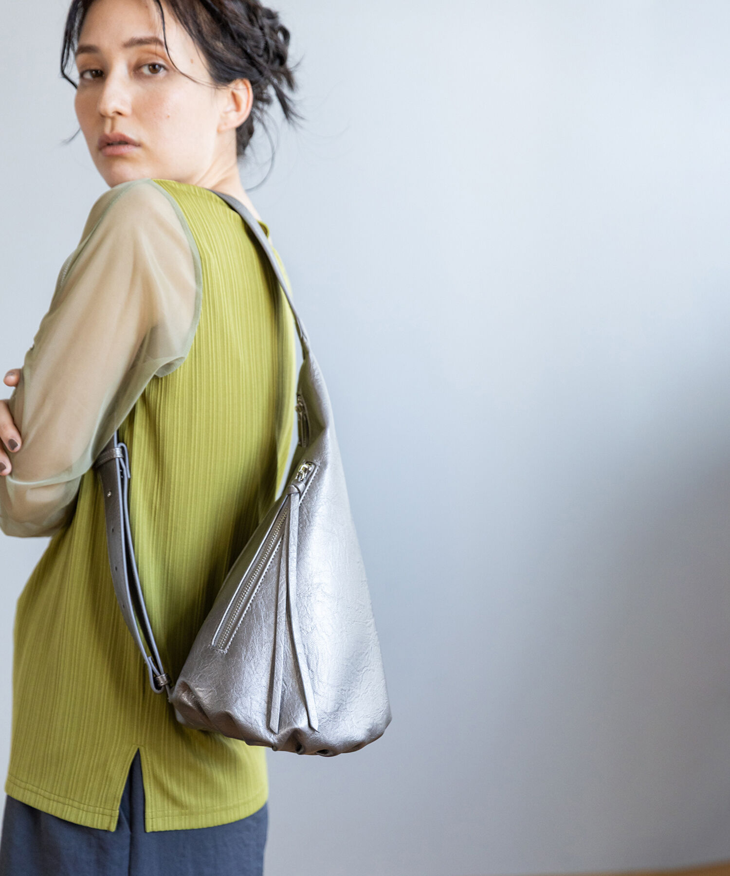  「タックBODYバッグ」|ショルダー・メッセンジャー|SILVER