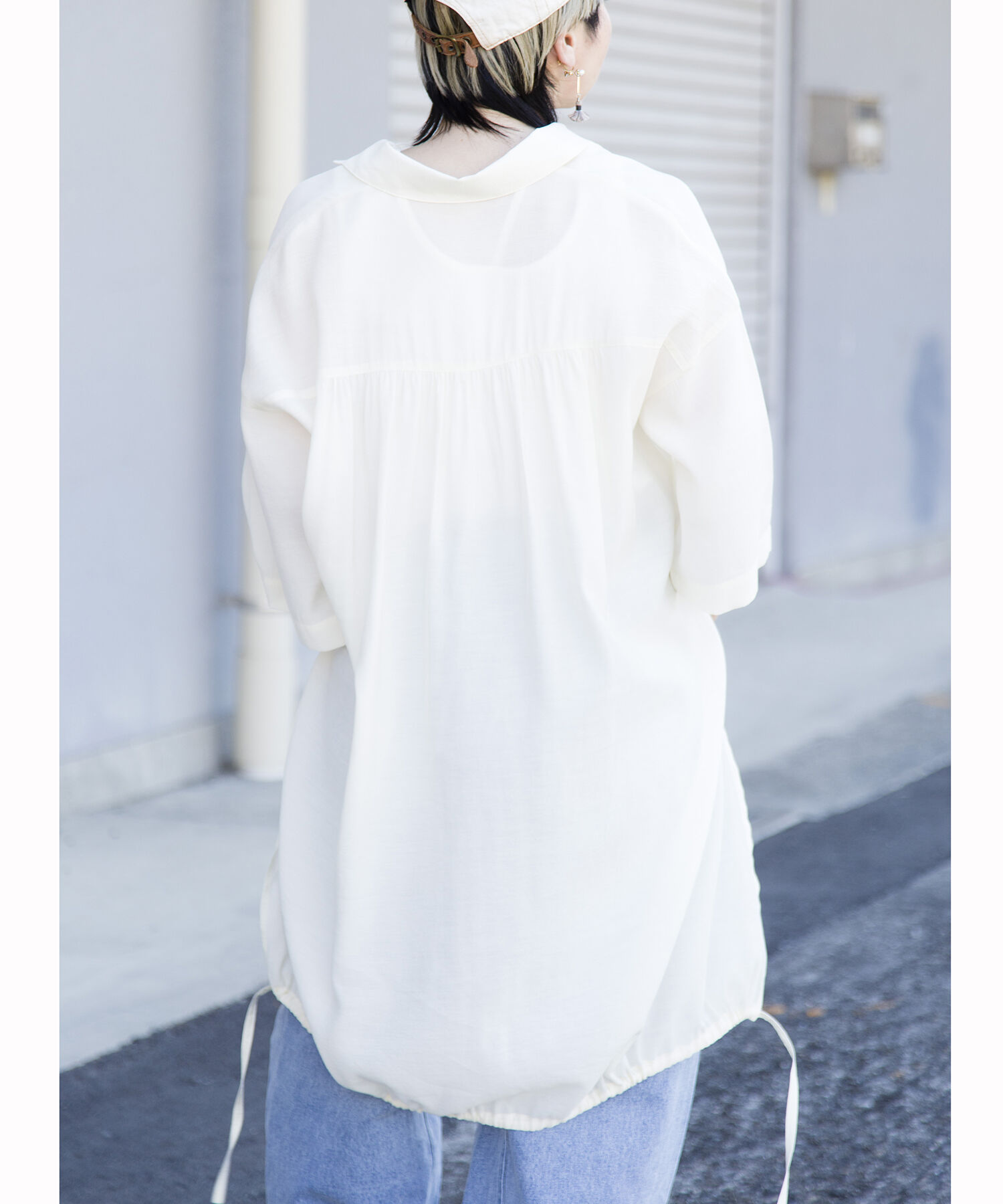  「【WEB限定アイテム】ﾊﾞｯｸﾛﾝｸﾞｷﾞｬｻﾞｰﾌﾞﾗｳｽ」|シャツ・ブラウス|