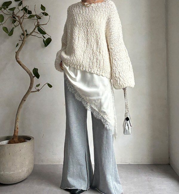  「【WEB限定】セミフレア裏毛パンツ」|チノ|