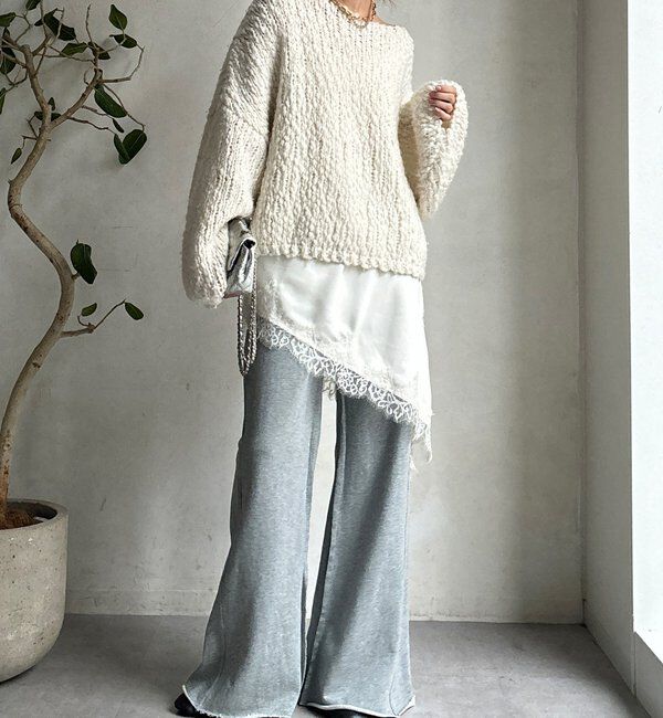  「【WEB限定】セミフレア裏毛パンツ」|チノ|