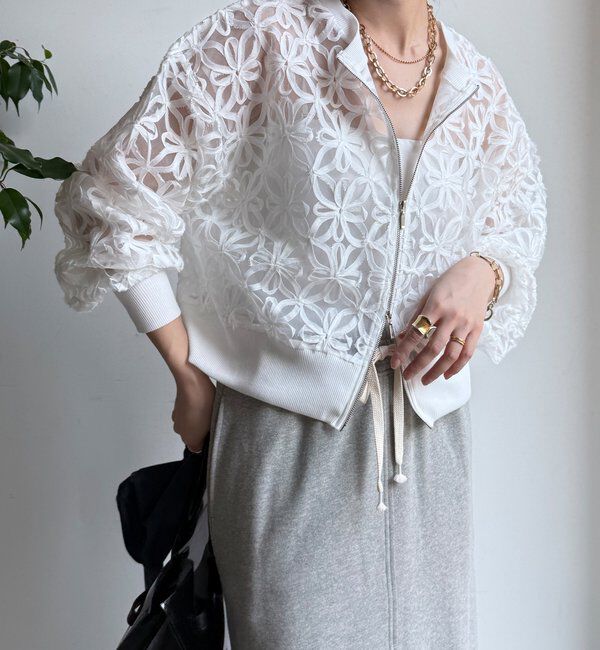  「【WEB限定】フラワーチュールジップブルゾン」|ブルゾン・スタジャン|オフホワイト