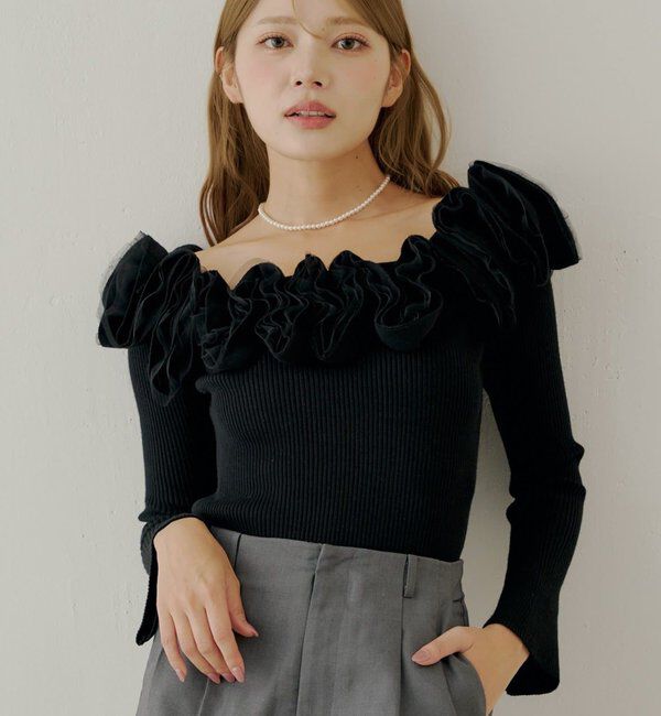  「【SALON by Chico】2wayフリルデザインオフショルニット」|ニット・セーター|