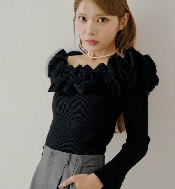  「【SALON by Chico】2wayフリルデザインオフショルニット」|ニット・セーター|