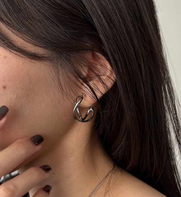  「〈GOLDY/ゴールディ〉ツイストフープイヤリング」|リング|