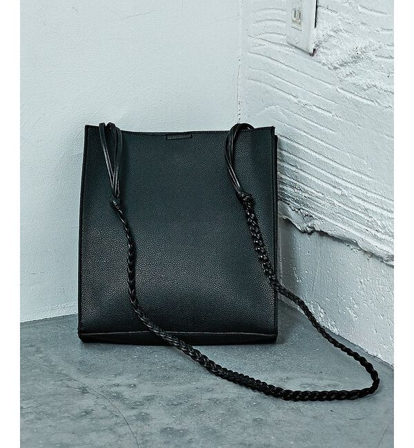 NOMINE「【FAVORI】スクエア ショルダーバッグ」|ショルダー・メッセンジャー|ブラック