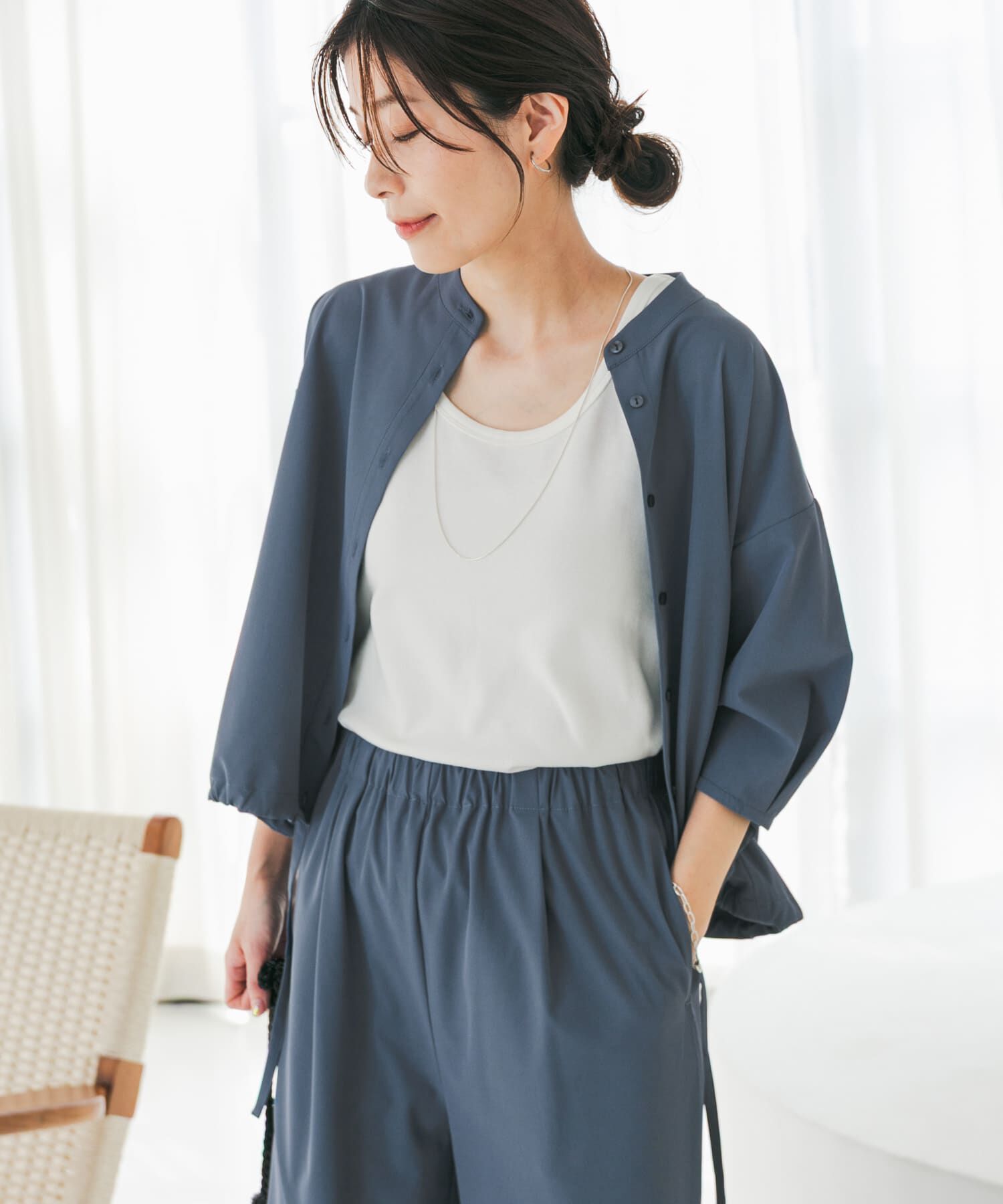 URBAN RESEARCH DOORS「『仁村紗和さん着用』『UR TECH』サマシェアドロストブラウス」|シャツ・ブラウス|