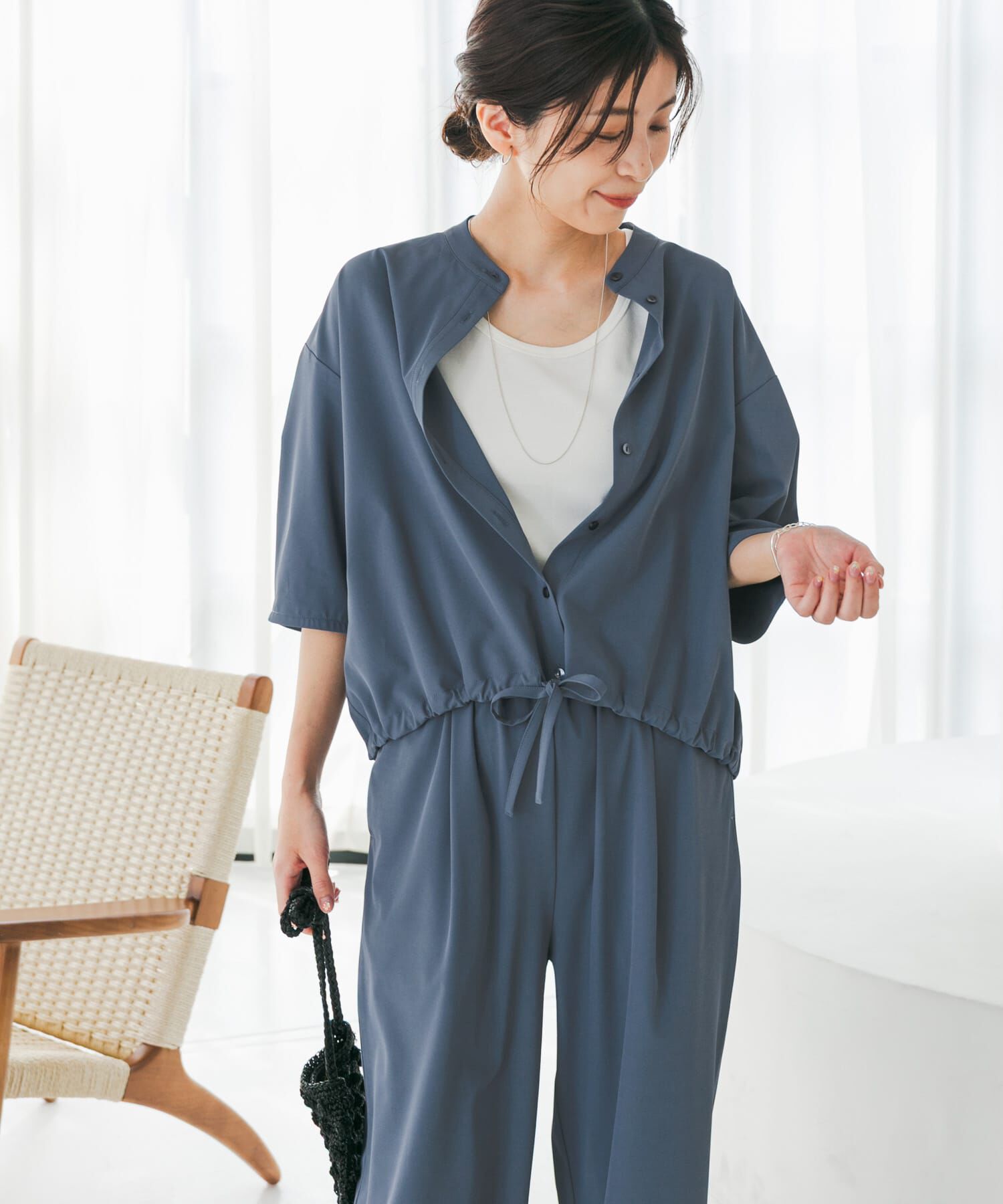 URBAN RESEARCH DOORS「『仁村紗和さん着用』『UR TECH』サマシェアドロストブラウス」|シャツ・ブラウス|