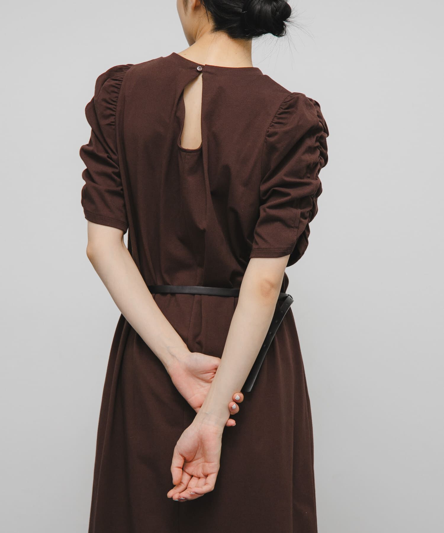  「シャーリングスリーブカットワンピース」|ワンピース|