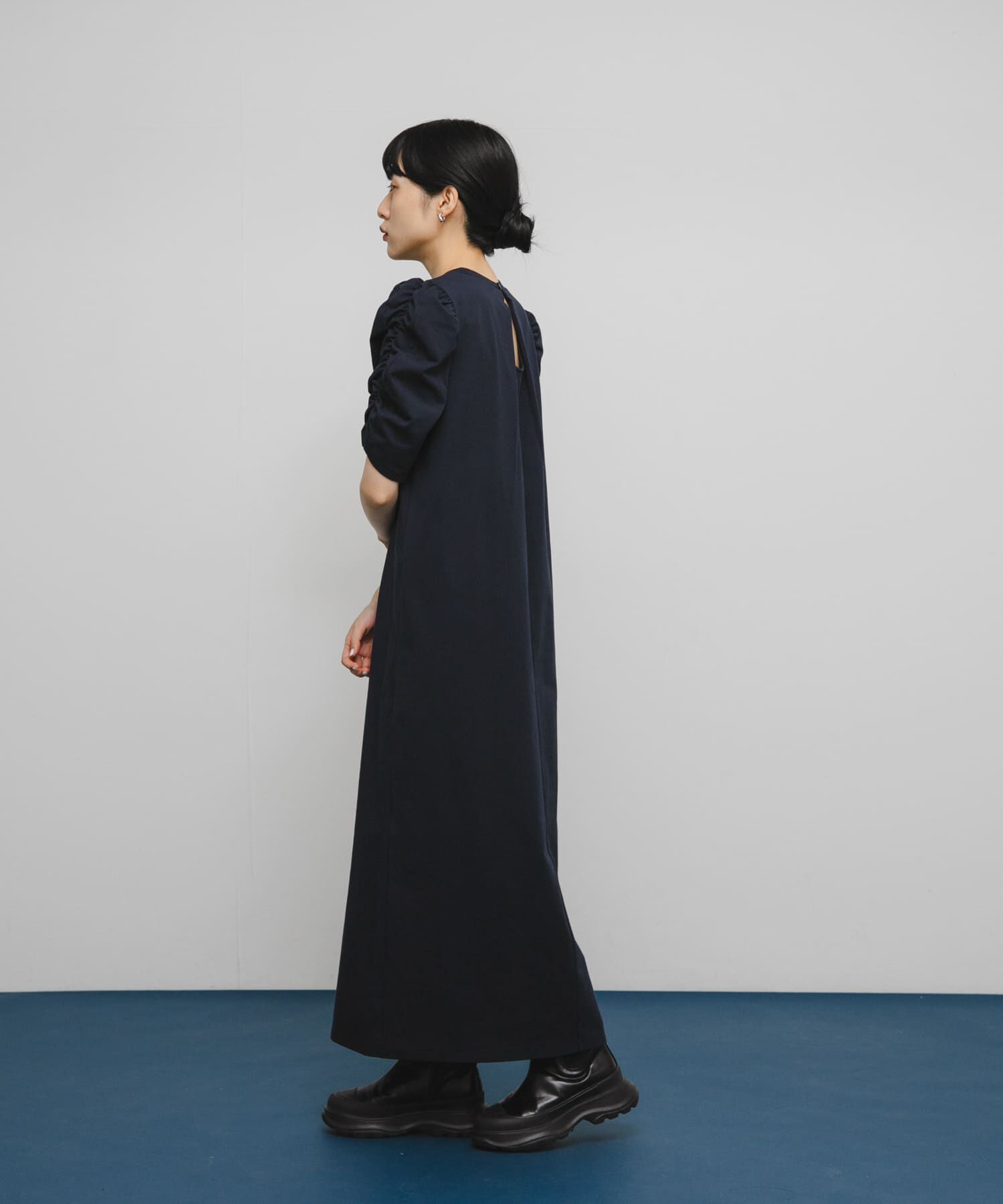  「シャーリングスリーブカットワンピース」|ワンピース|